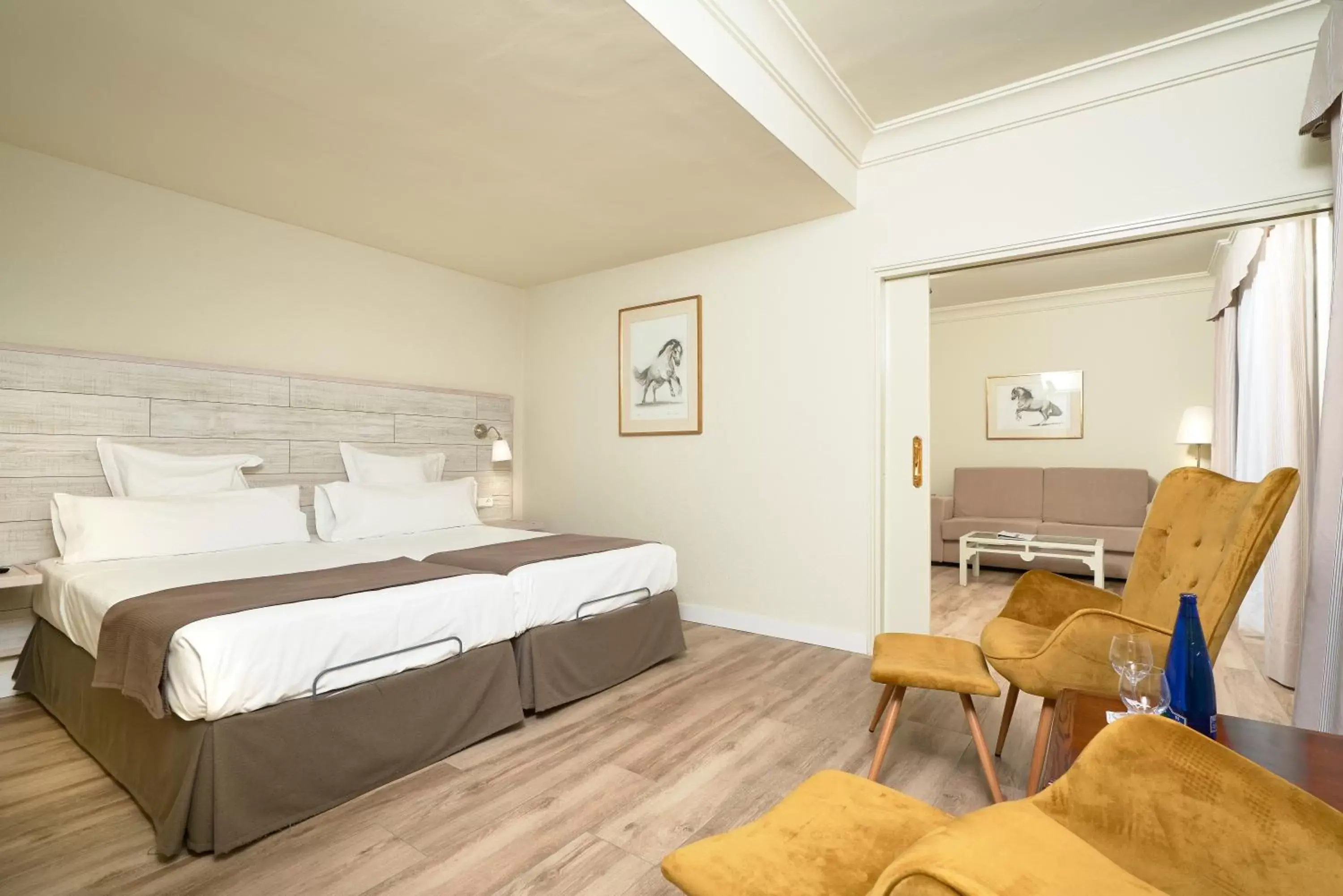 Bedroom, Bed in Hotel Jerez & Spa