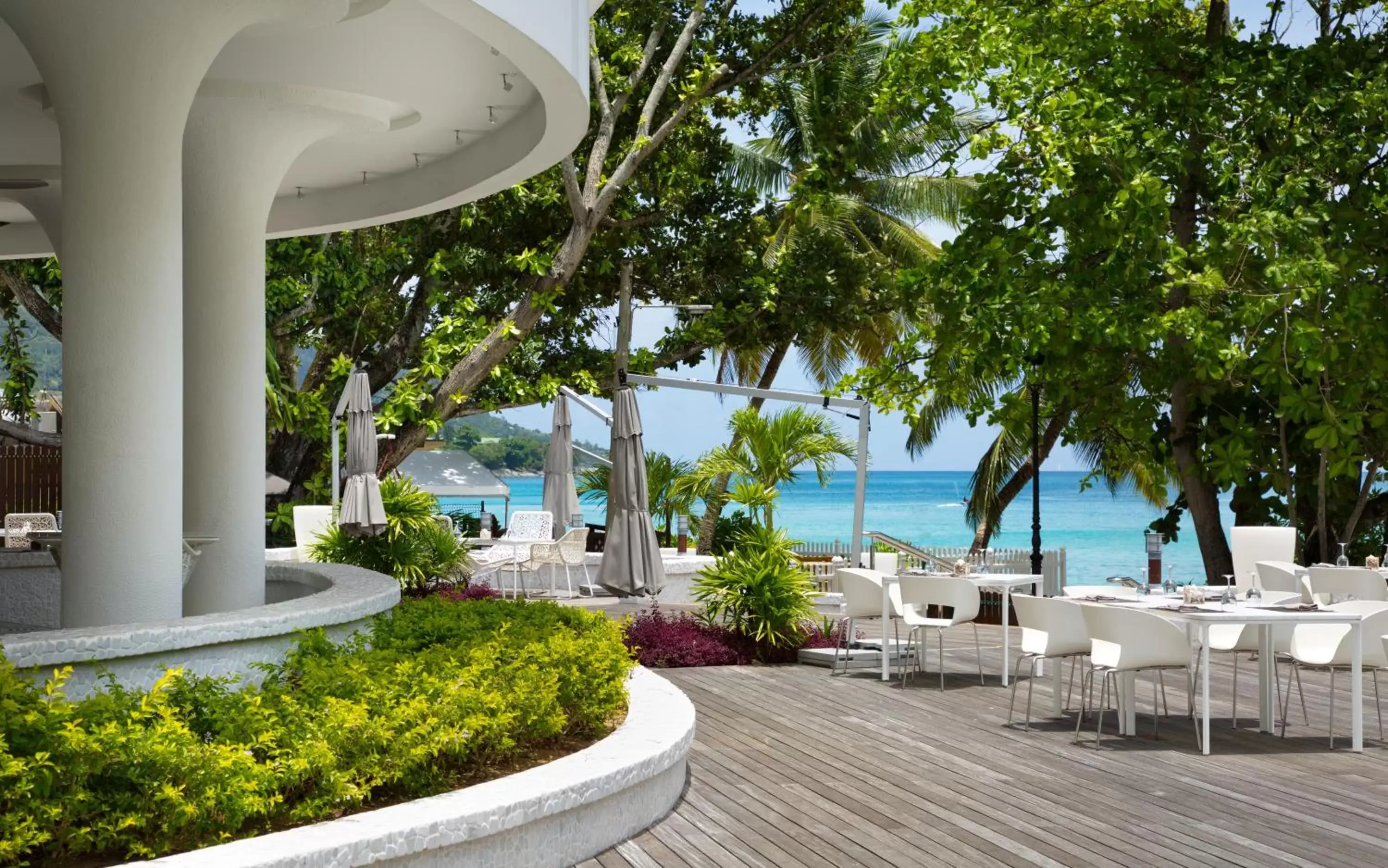 Restaurant/places to eat, Swimming Pool in Savoy Seychelles Resort & Spa