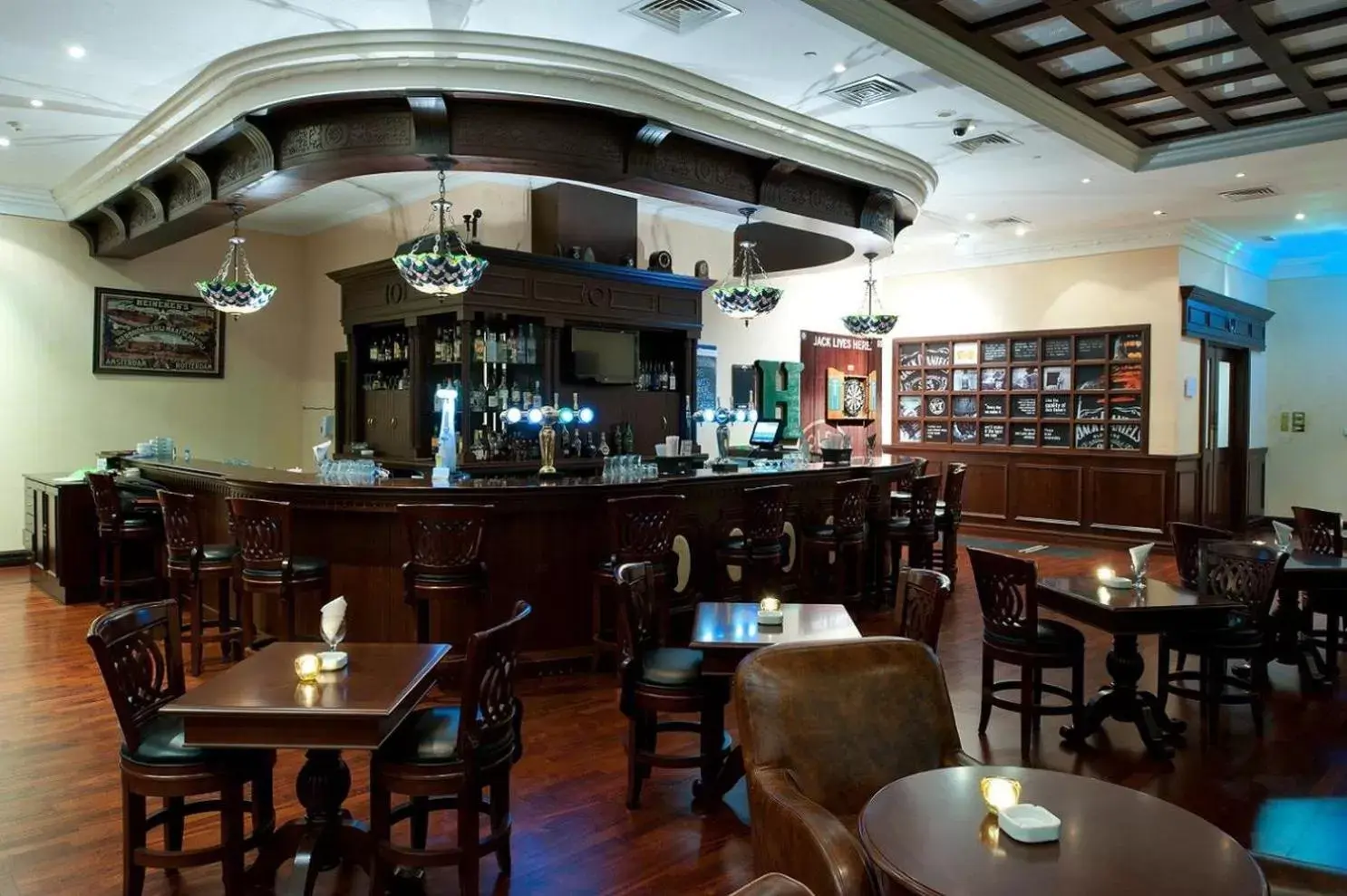 Lounge or bar in Sunday Hotel Holiday international Dubai Lounge or bar in Sunday Hotel Holiday international Dubai