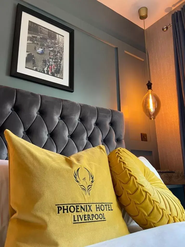 Living room, Seating Area in Phoenix Hotel Liverpool