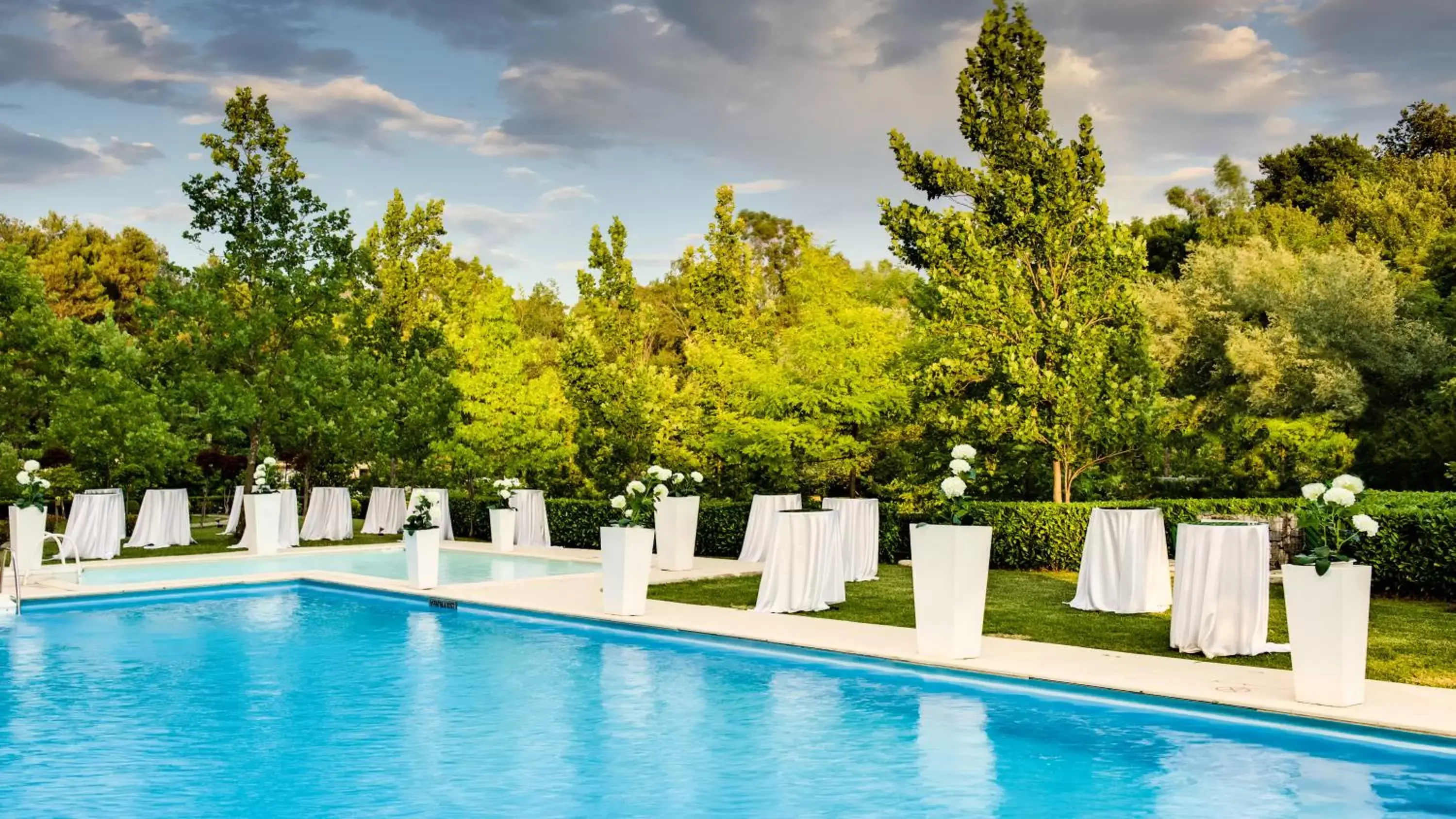 Swimming Pool in Mak Albania Hotel