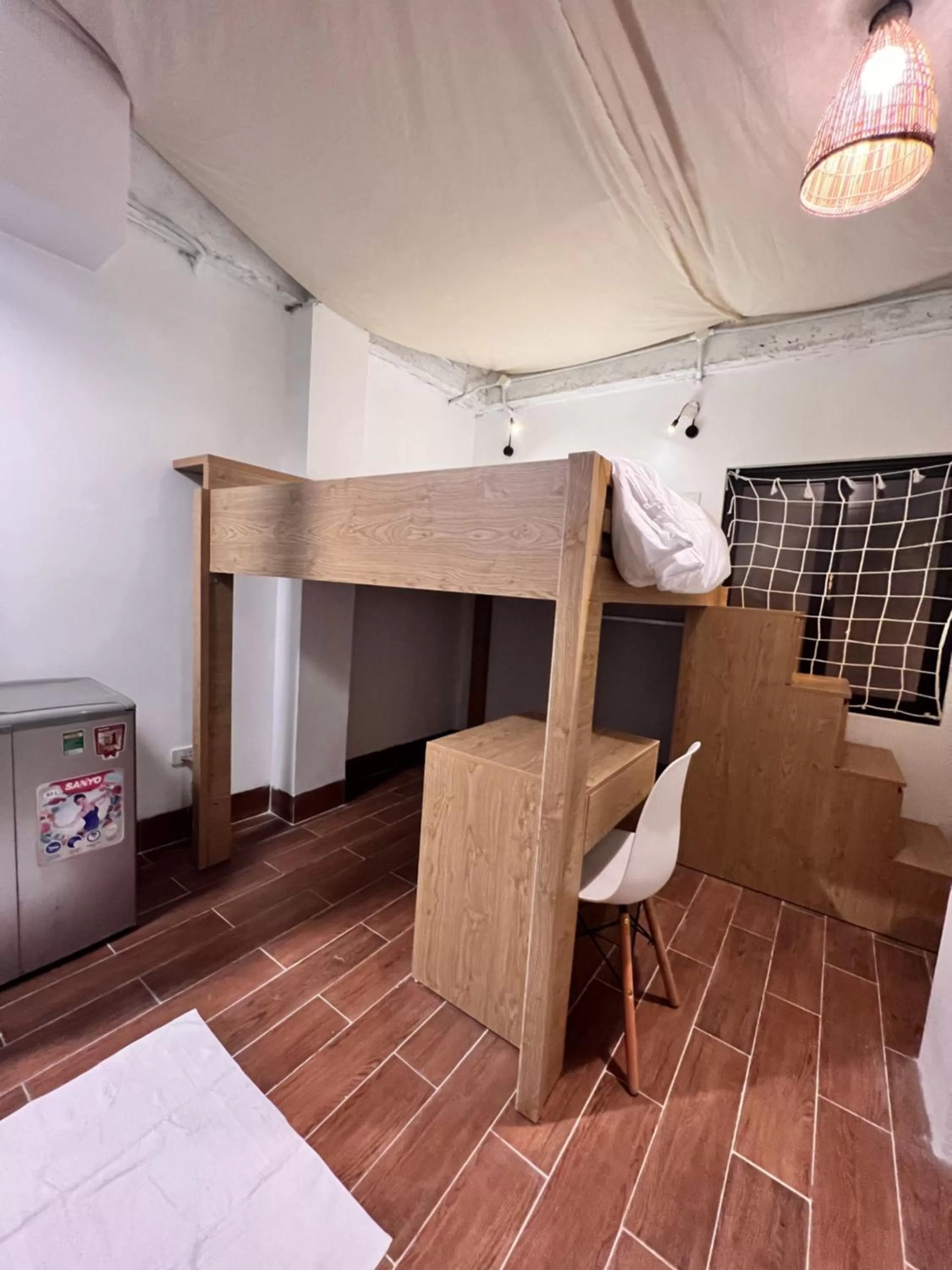 Photo of the whole room, Bed in An Nam Corner- Thanh Yen