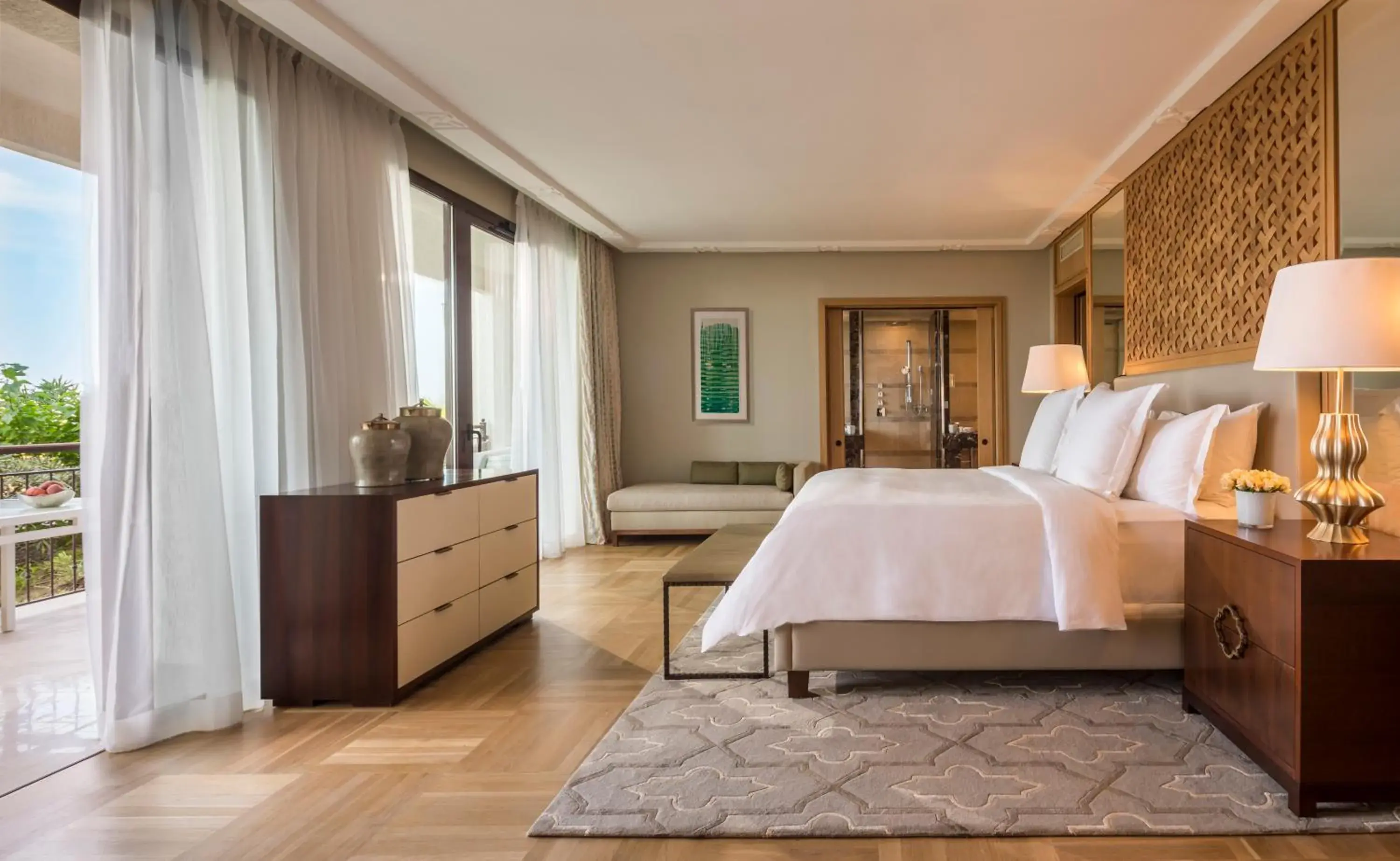 Bedroom, Bed in Four Seasons Hotel Tunis