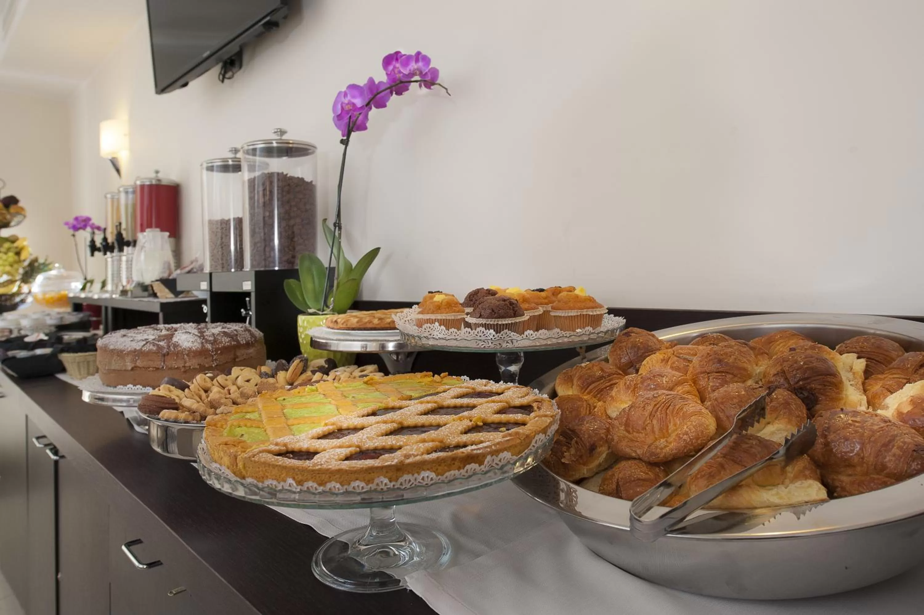 Food in Demetra Hotel