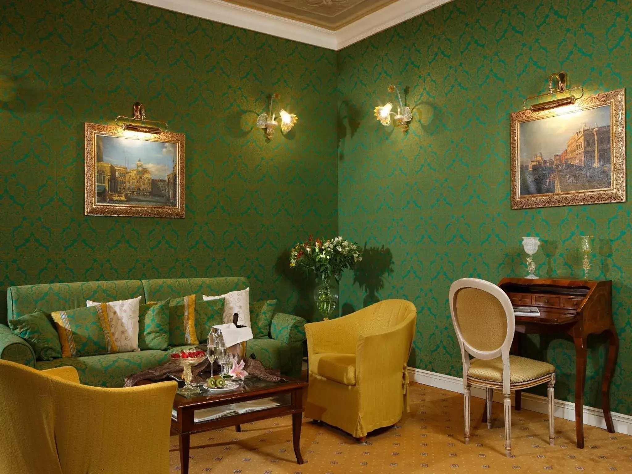 Suite in Hotel Ca' dei Conti Suite in Hotel Ca' dei Conti