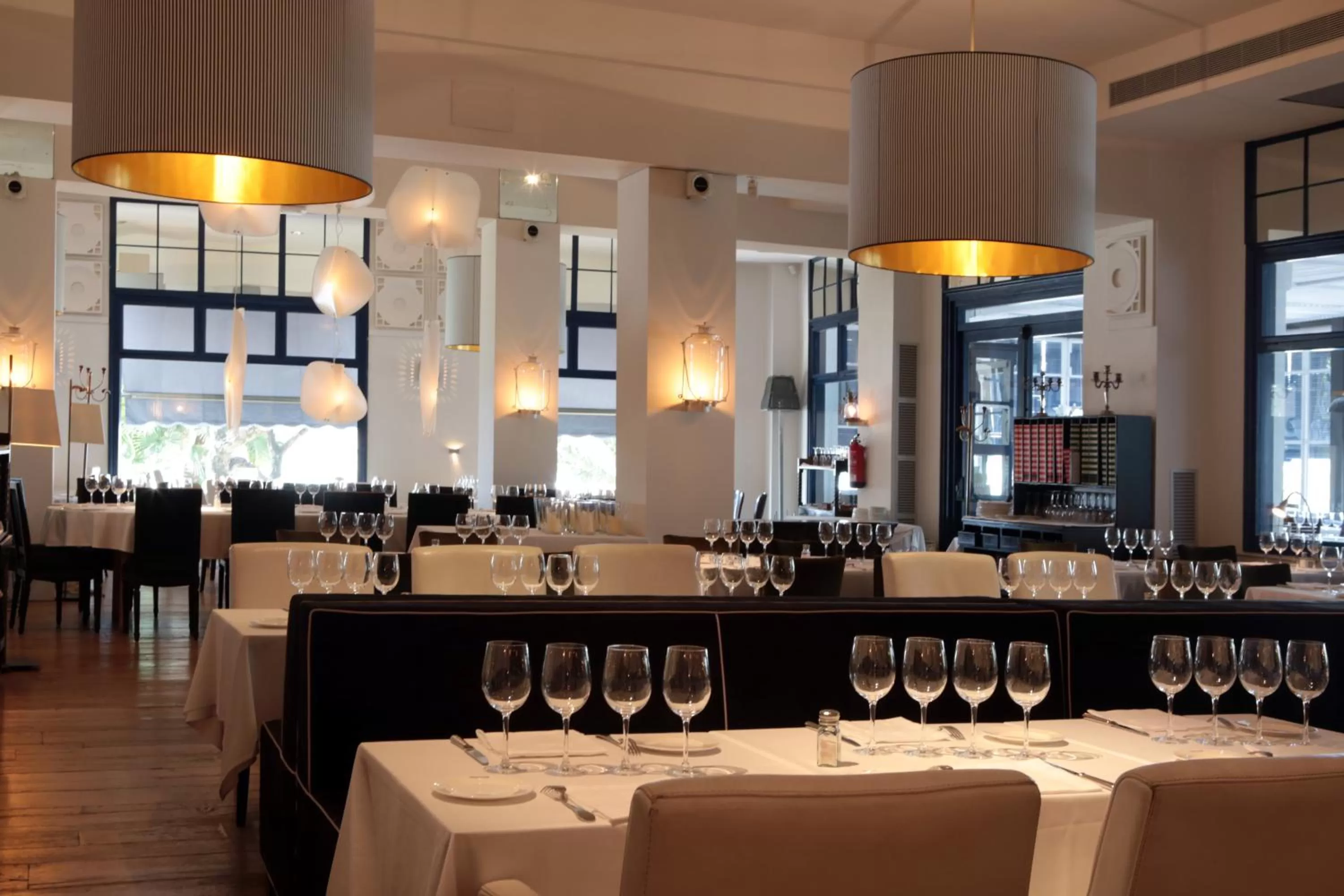 Restaurant/places to eat in Hotel Trias