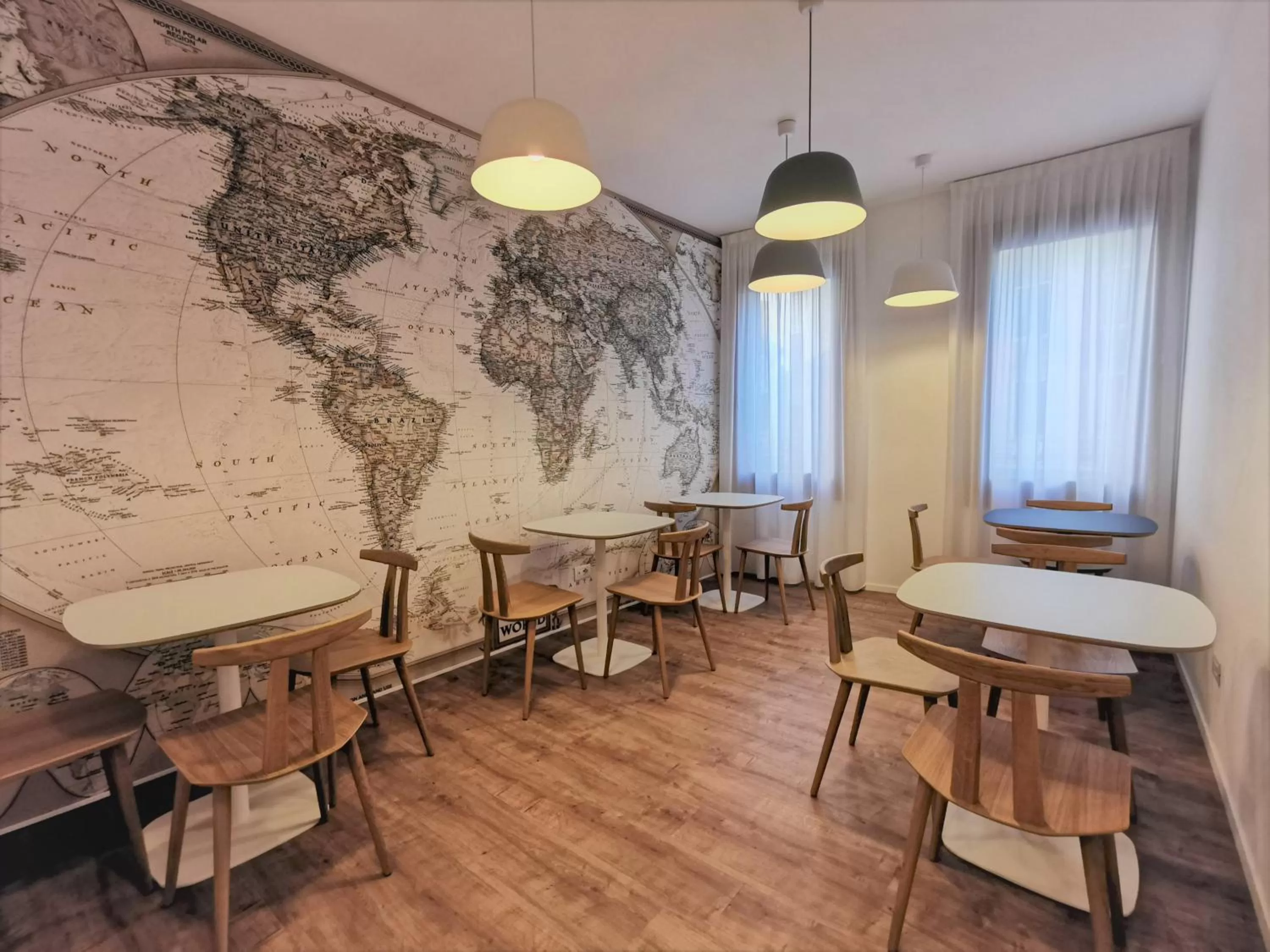 Restaurant/places to eat in Hotel Rio