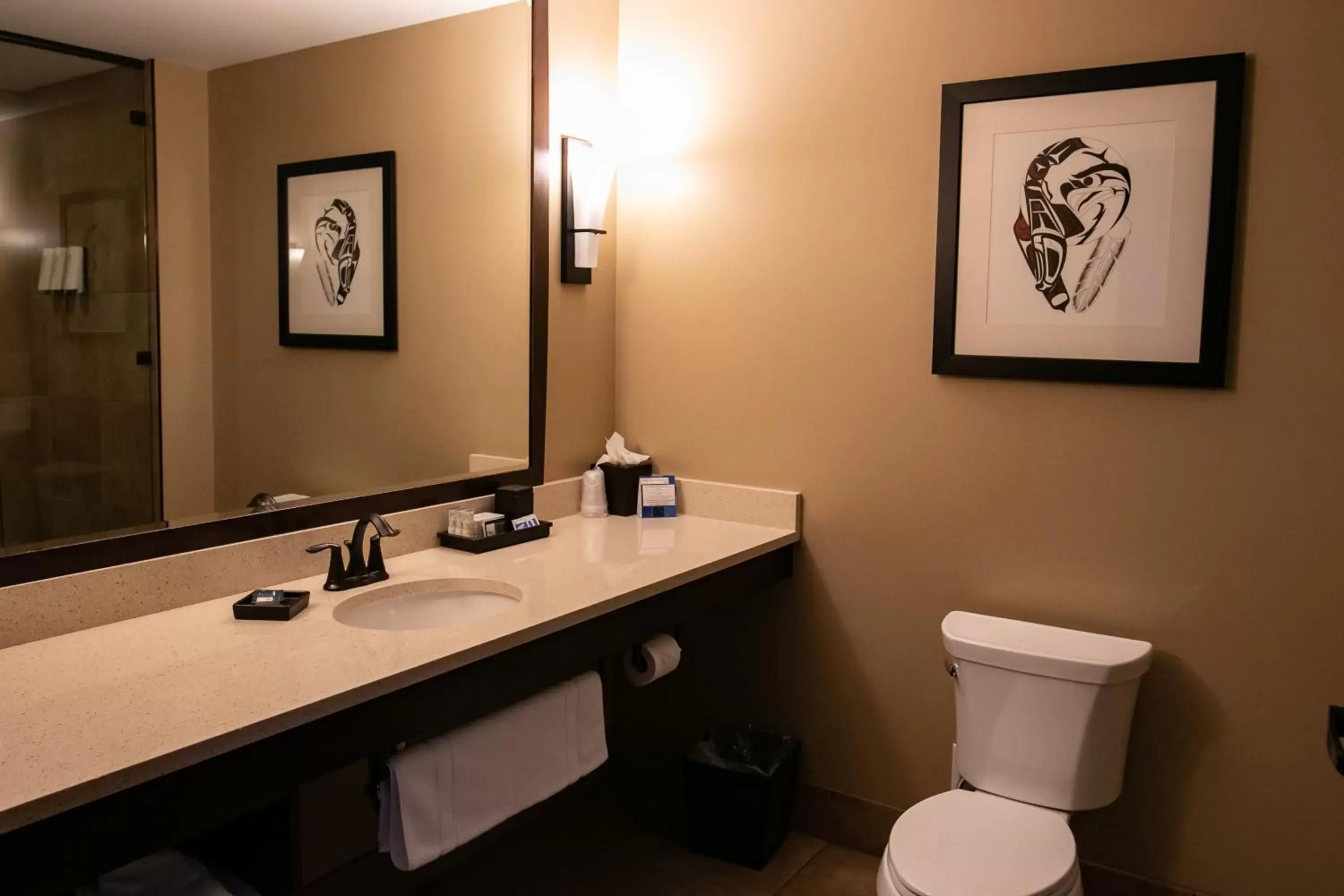 Bathroom in Swinomish Casino & Lodge