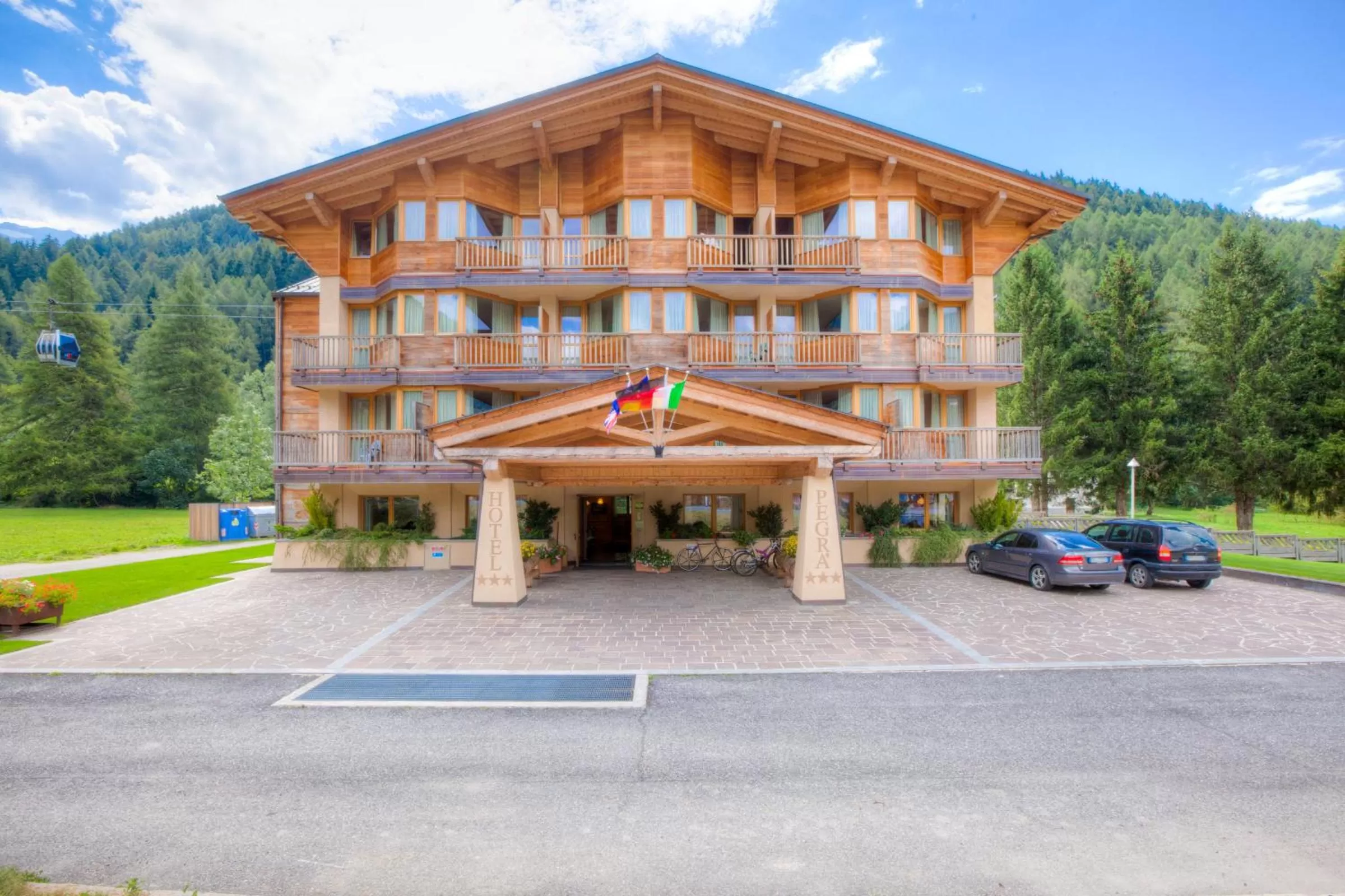 Property building in Hotel Garni Pegrà