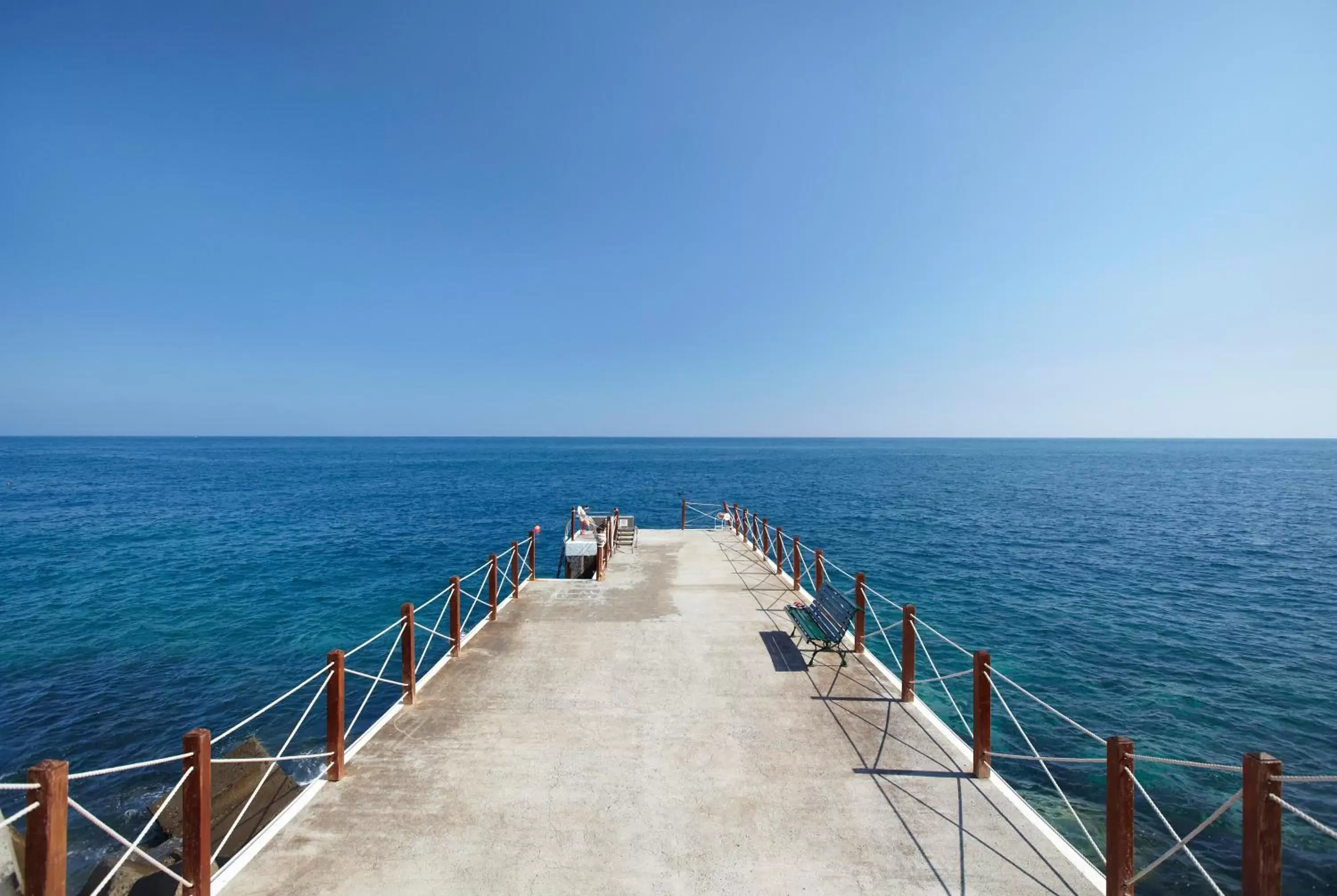 Sea view in The Cliff Bay - PortoBay