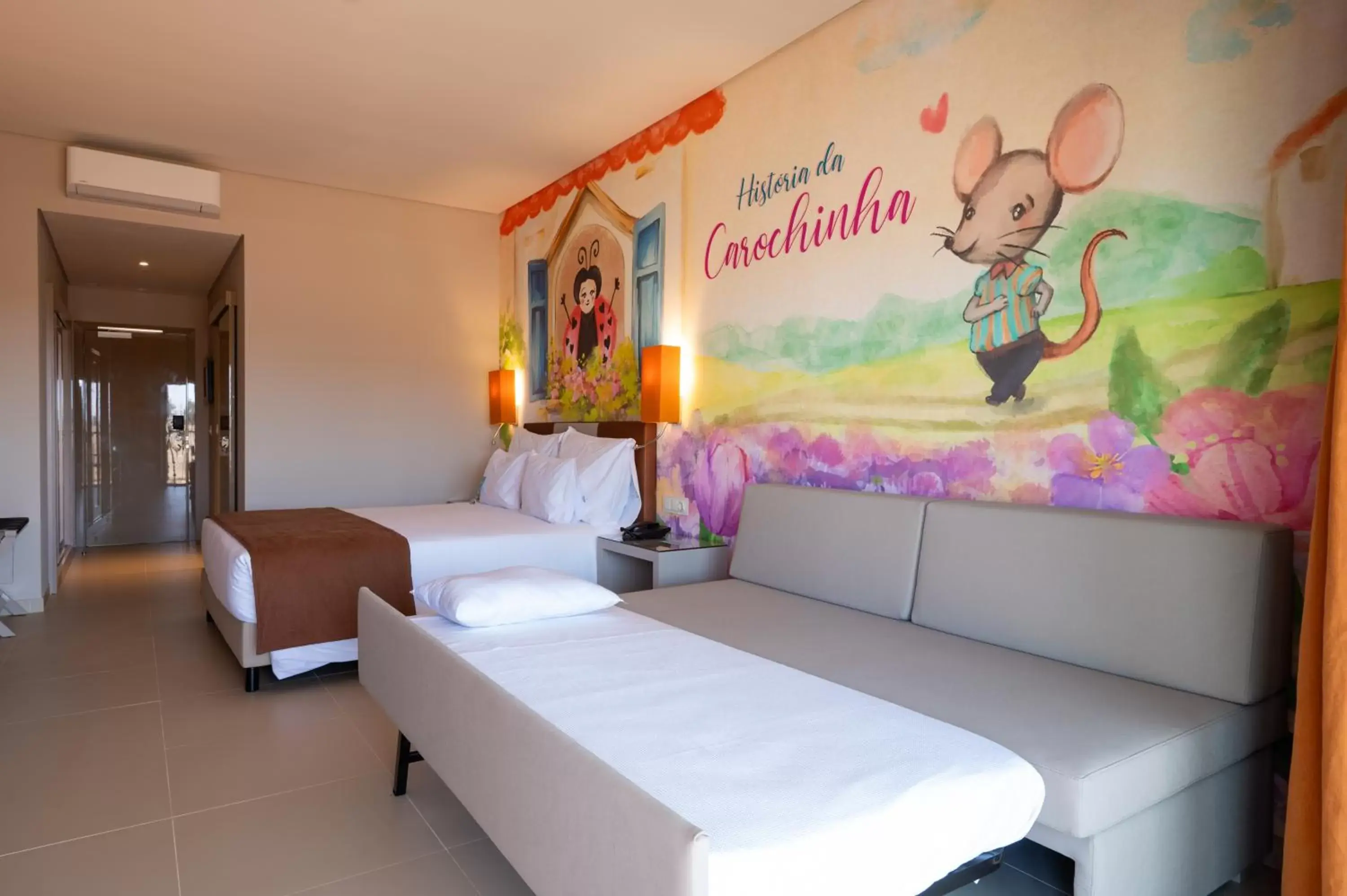 Bed in Vila Gale Nep Kids