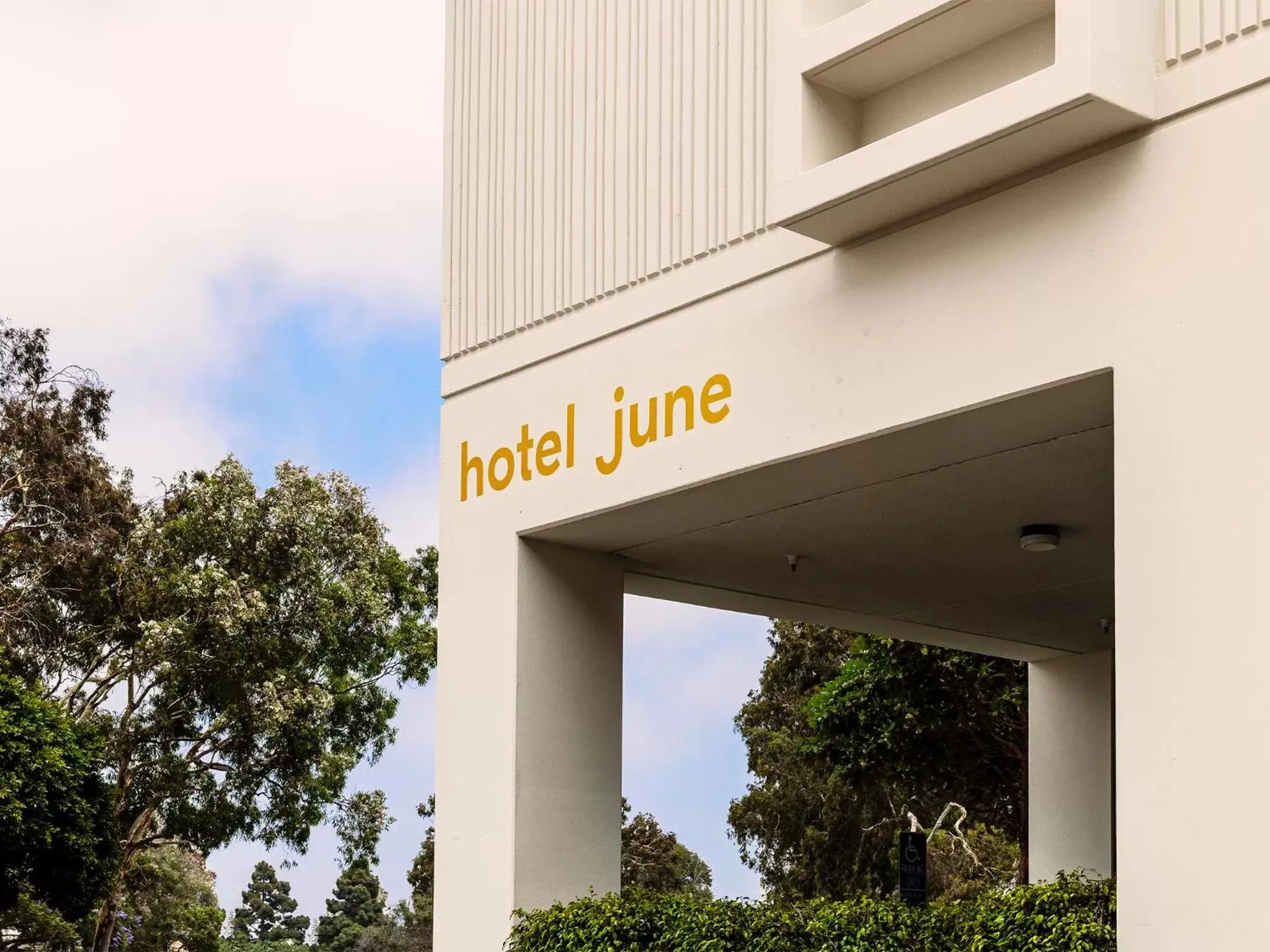 Property logo or sign in Hotel June, Los Angeles, a Member of Design Hotels