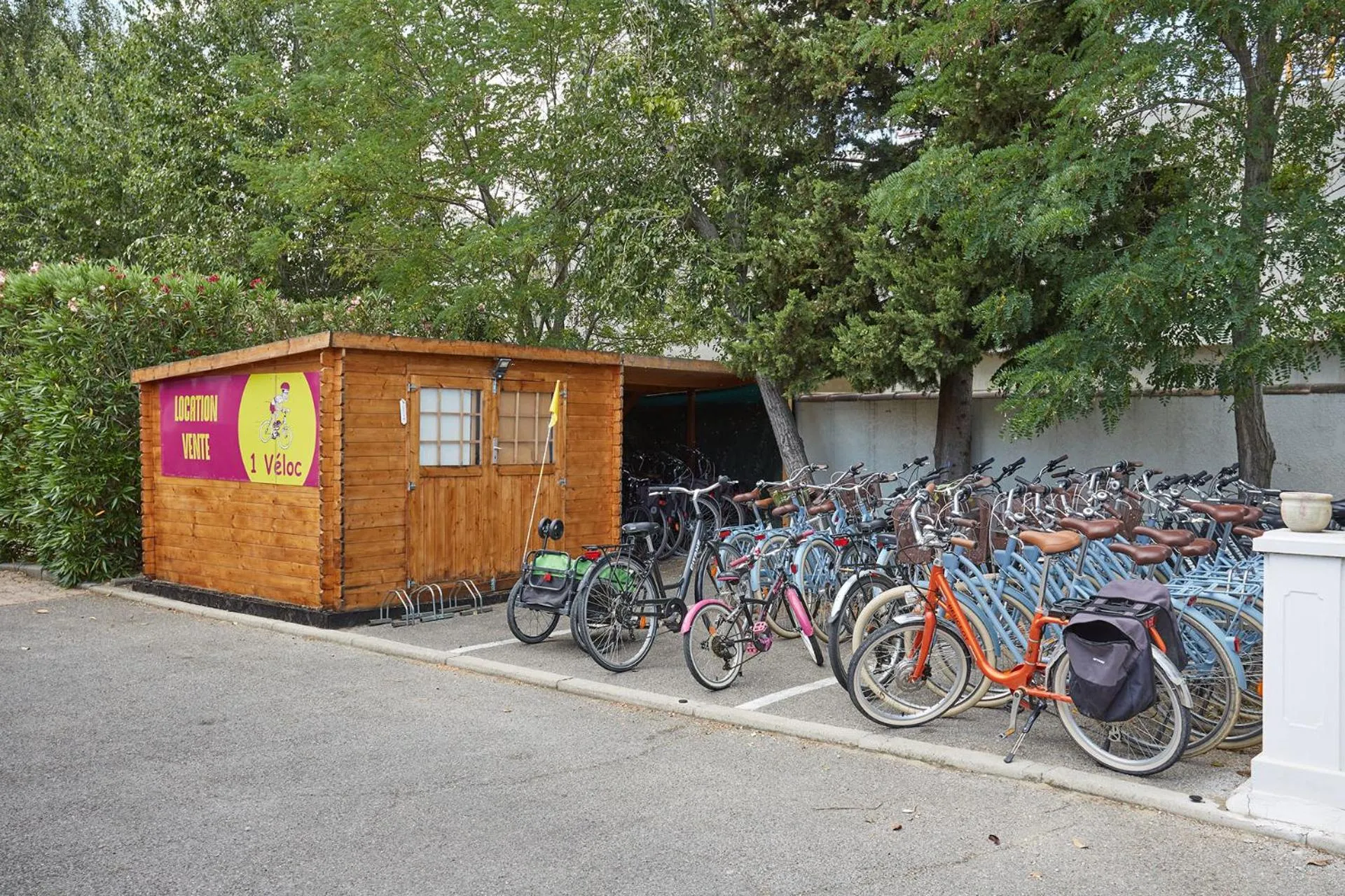 Cycling in Logis Hôtel Le Rodin