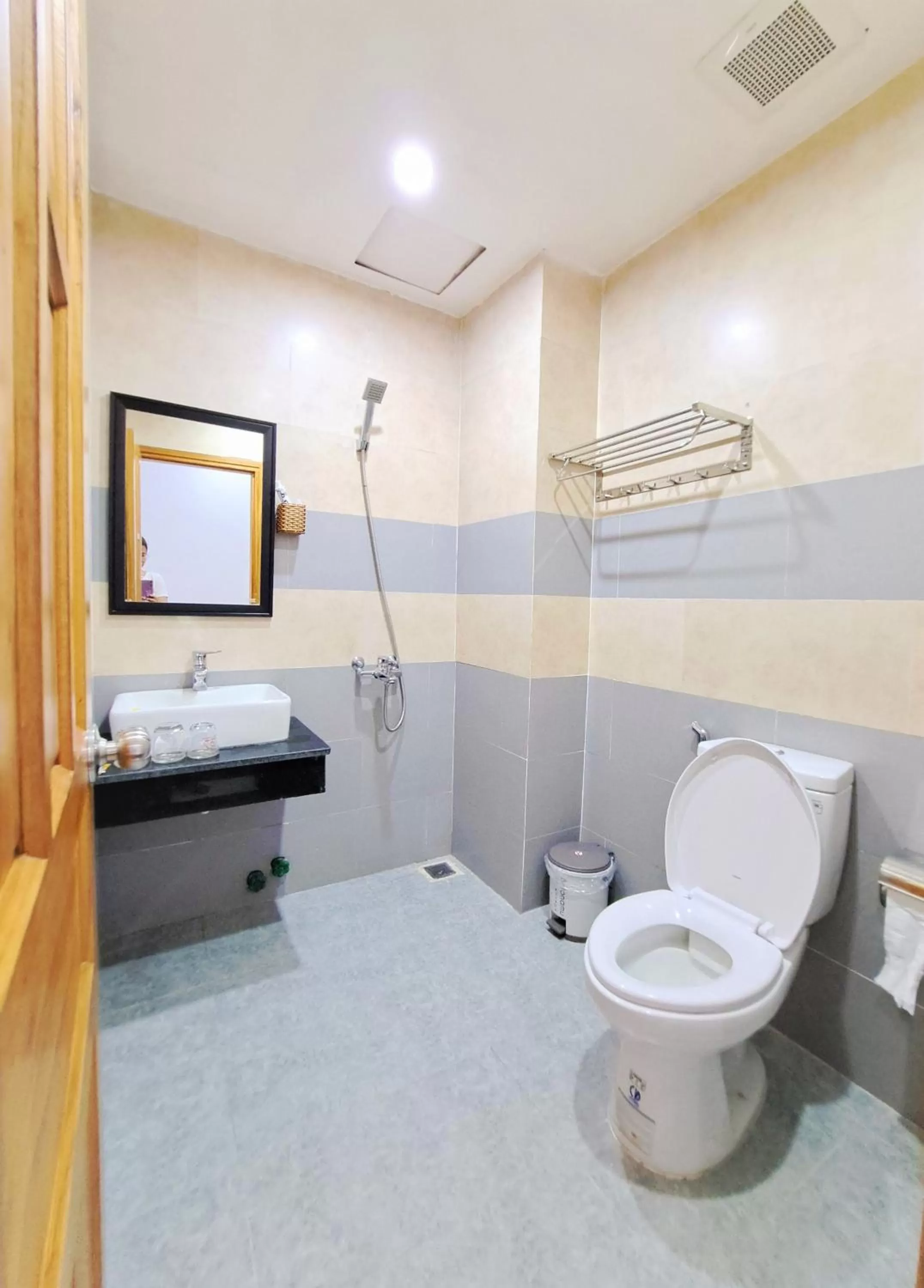 Bathroom in GREEN TOWN hotel HỘI AN