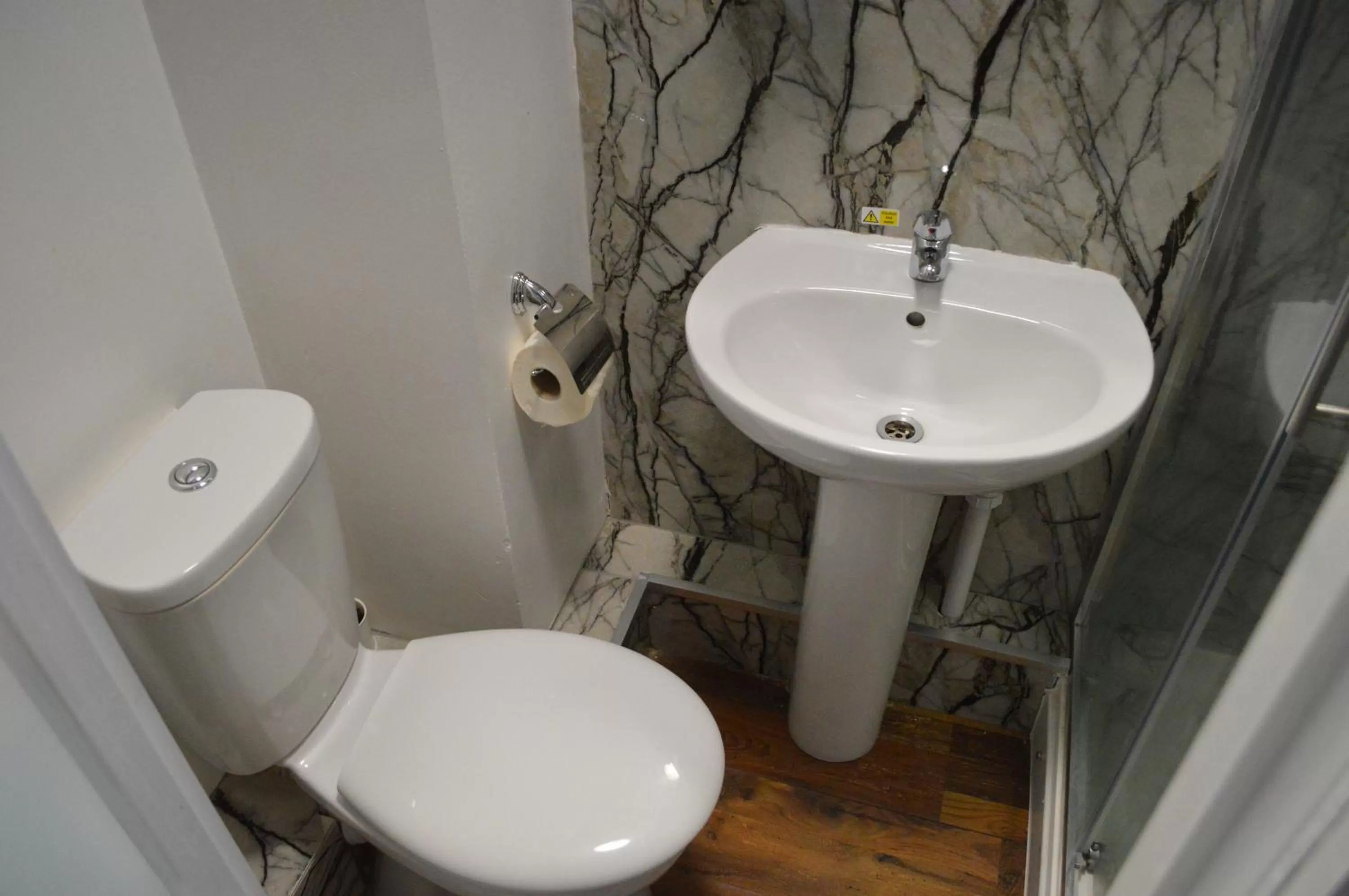 Shower in Bell Gate House