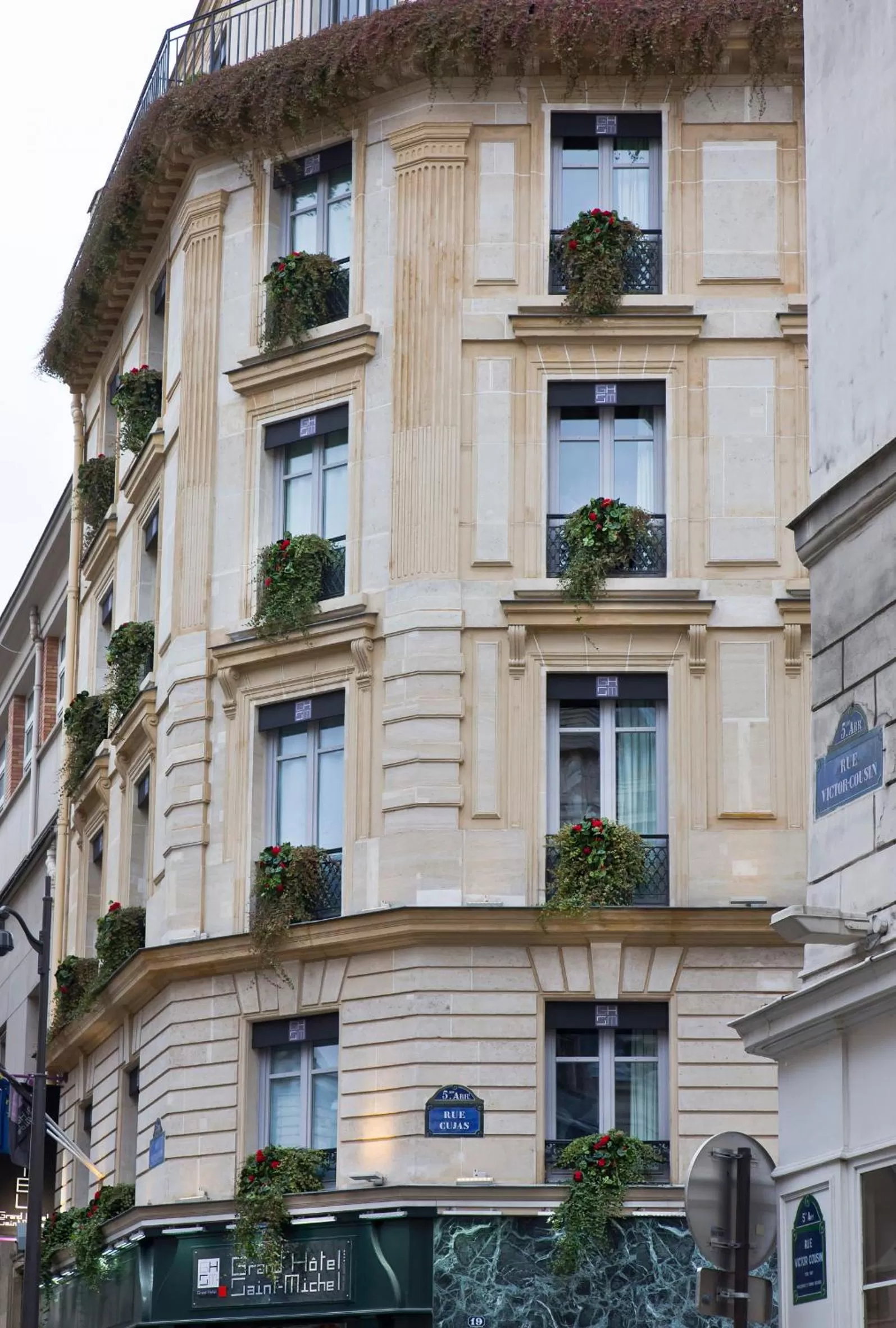 Facade/entrance in Grand Hotel Saint Michel