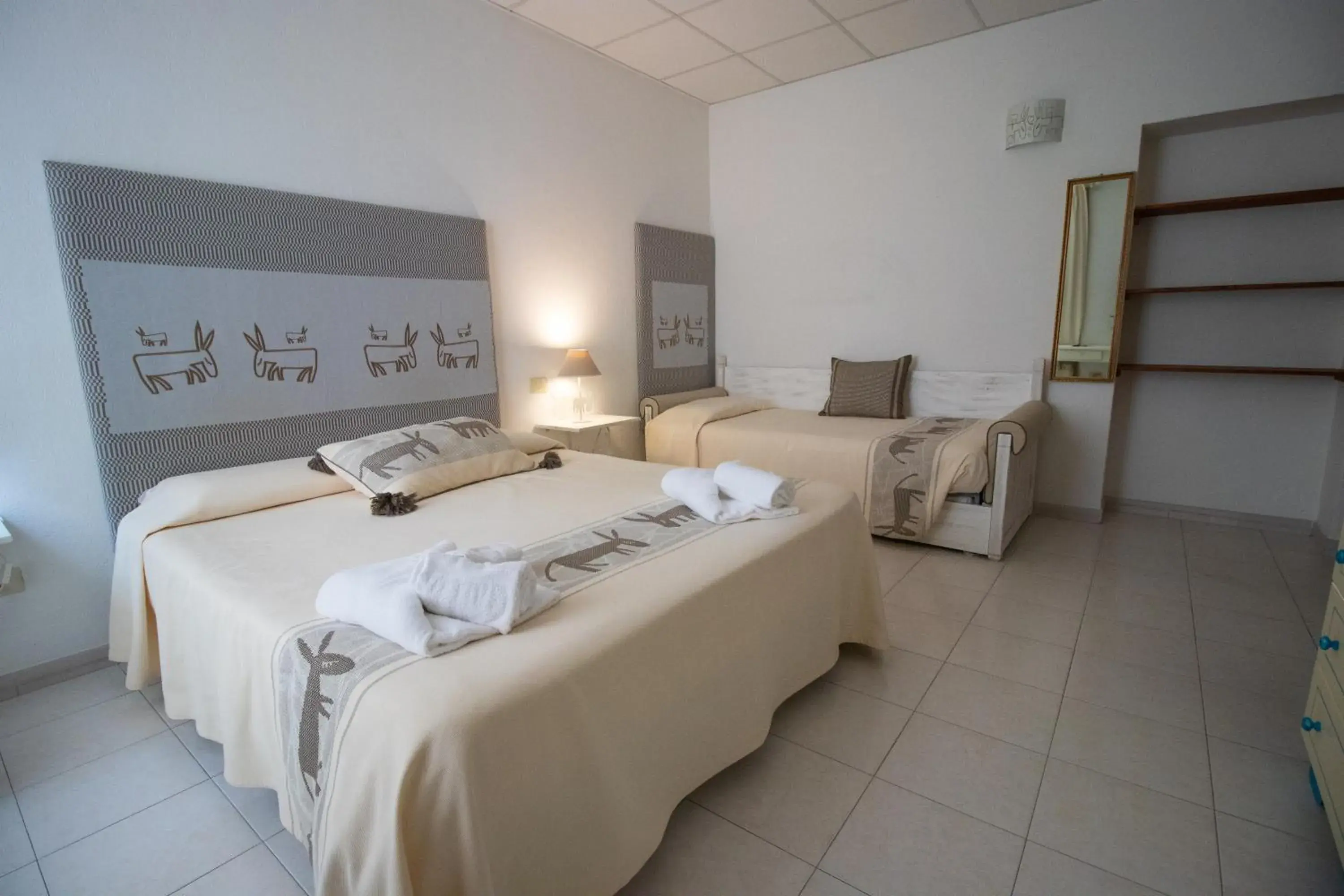 Bed in Hotel Canne al Vento