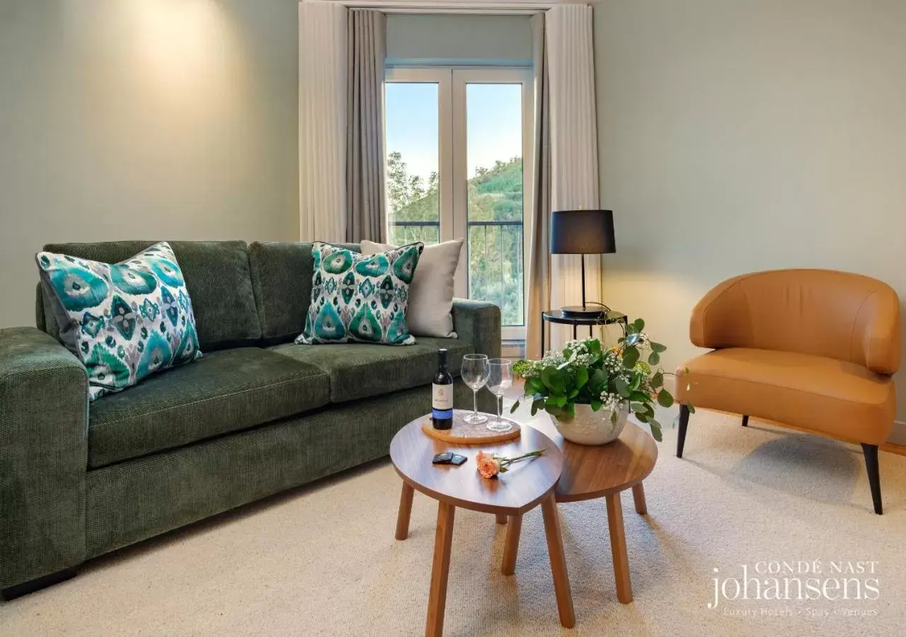 Living room in Pure Monchique Hotel - Villa Termal Spa Resort - by Unlock Hotels Living room in Pure Monchique Hotel - Villa Termal Spa Resort - by Unlock Hotels