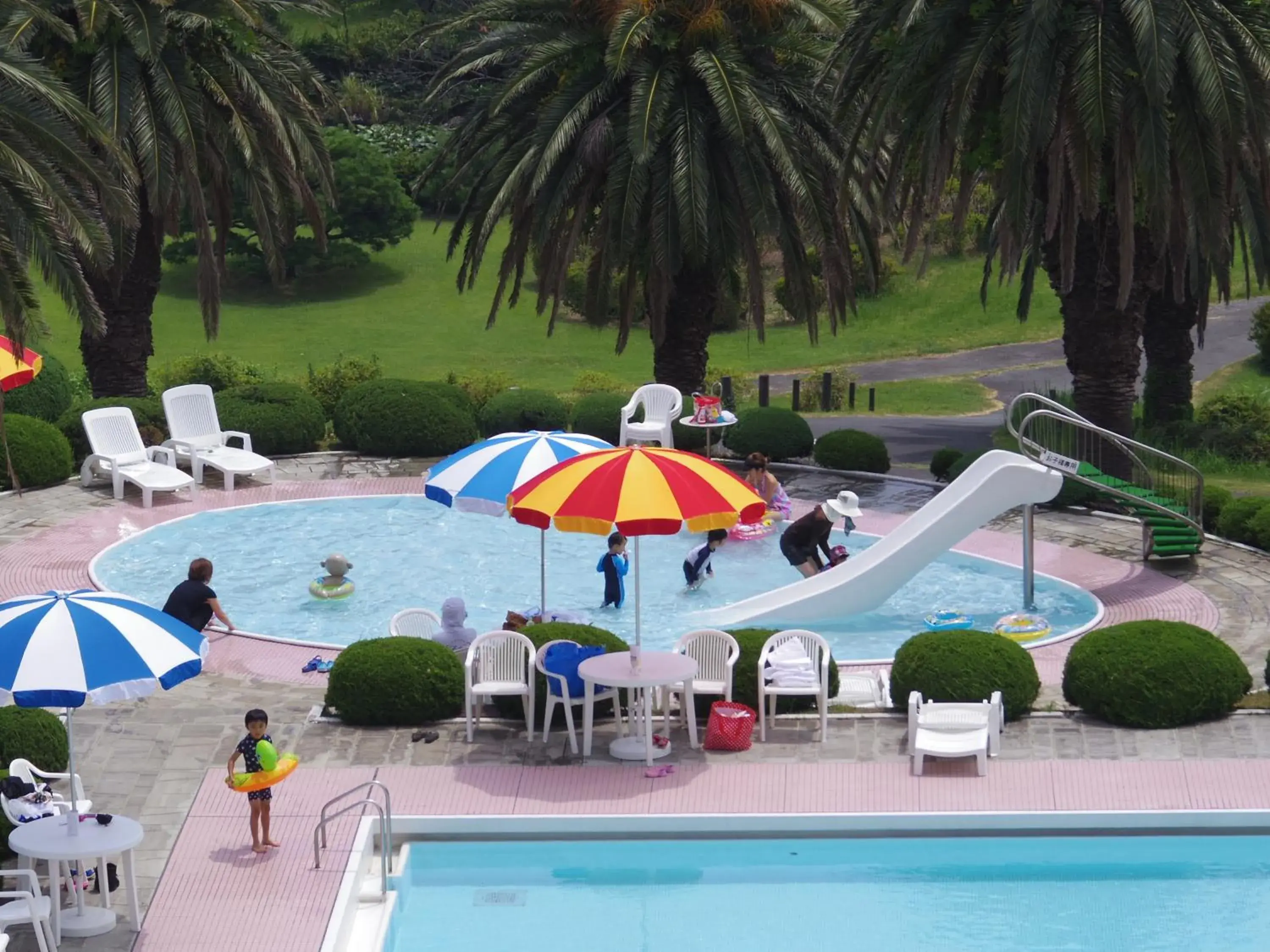 Swimming Pool in Kawana Hotel