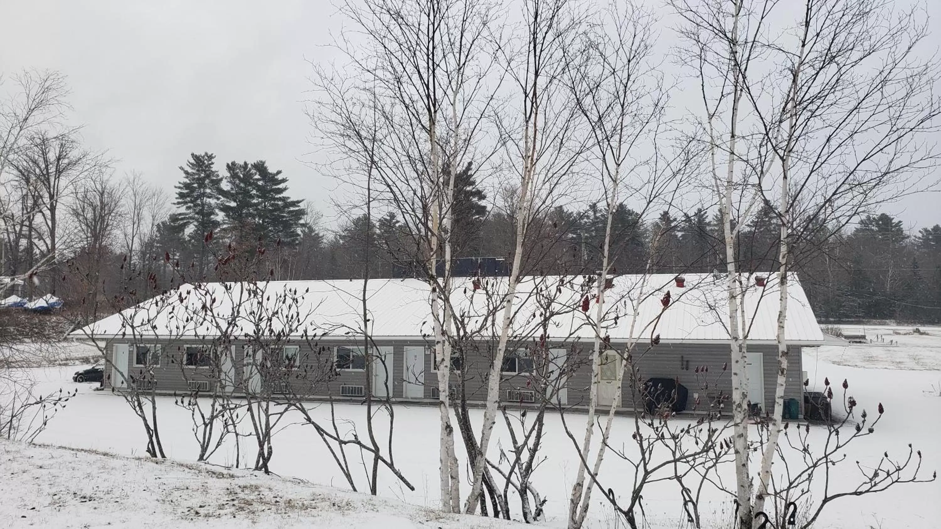 Property building, Winter in Calabogie Motor Inn