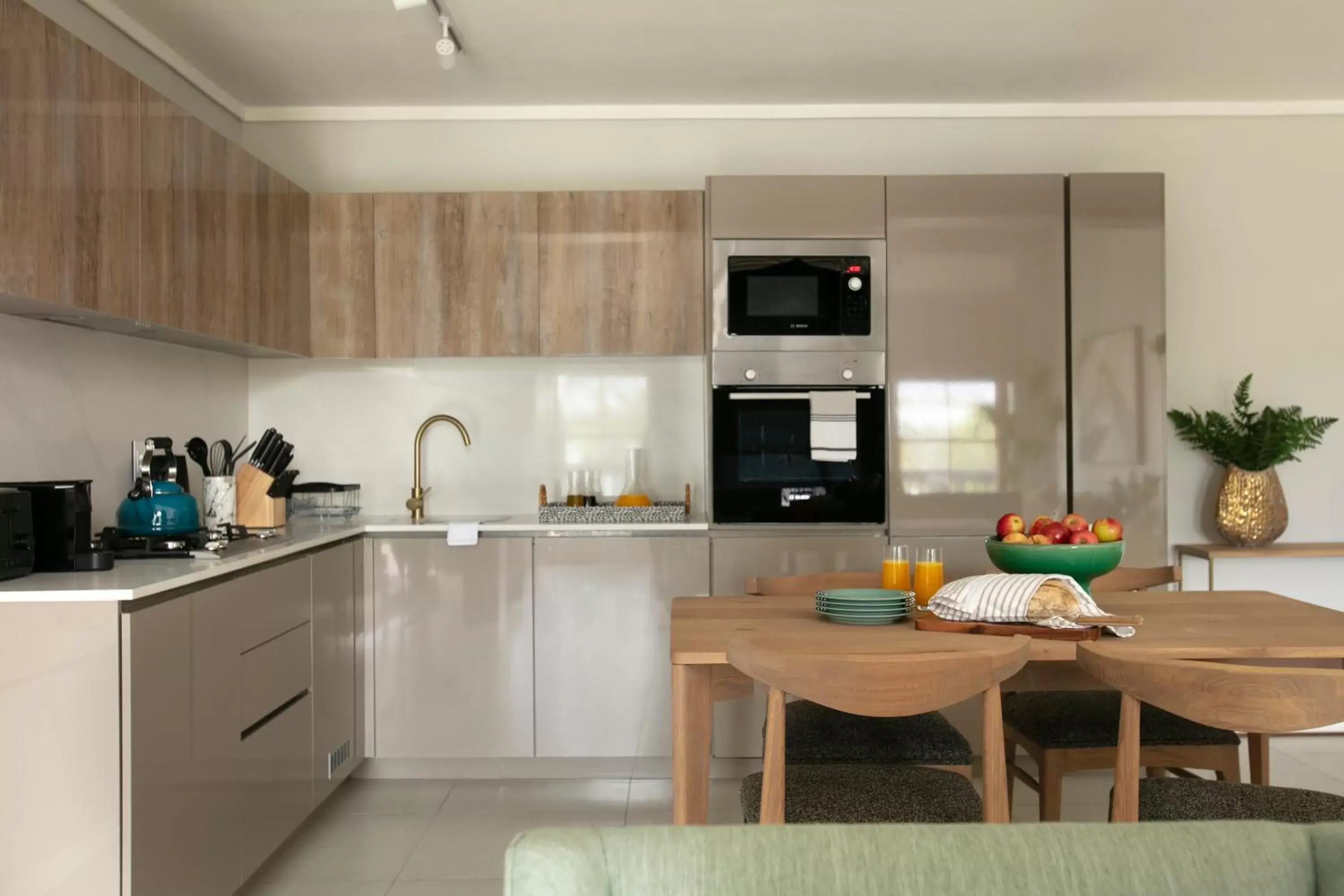 kitchen, Kitchen/Kitchenette in De Zalze Lodge & Residences