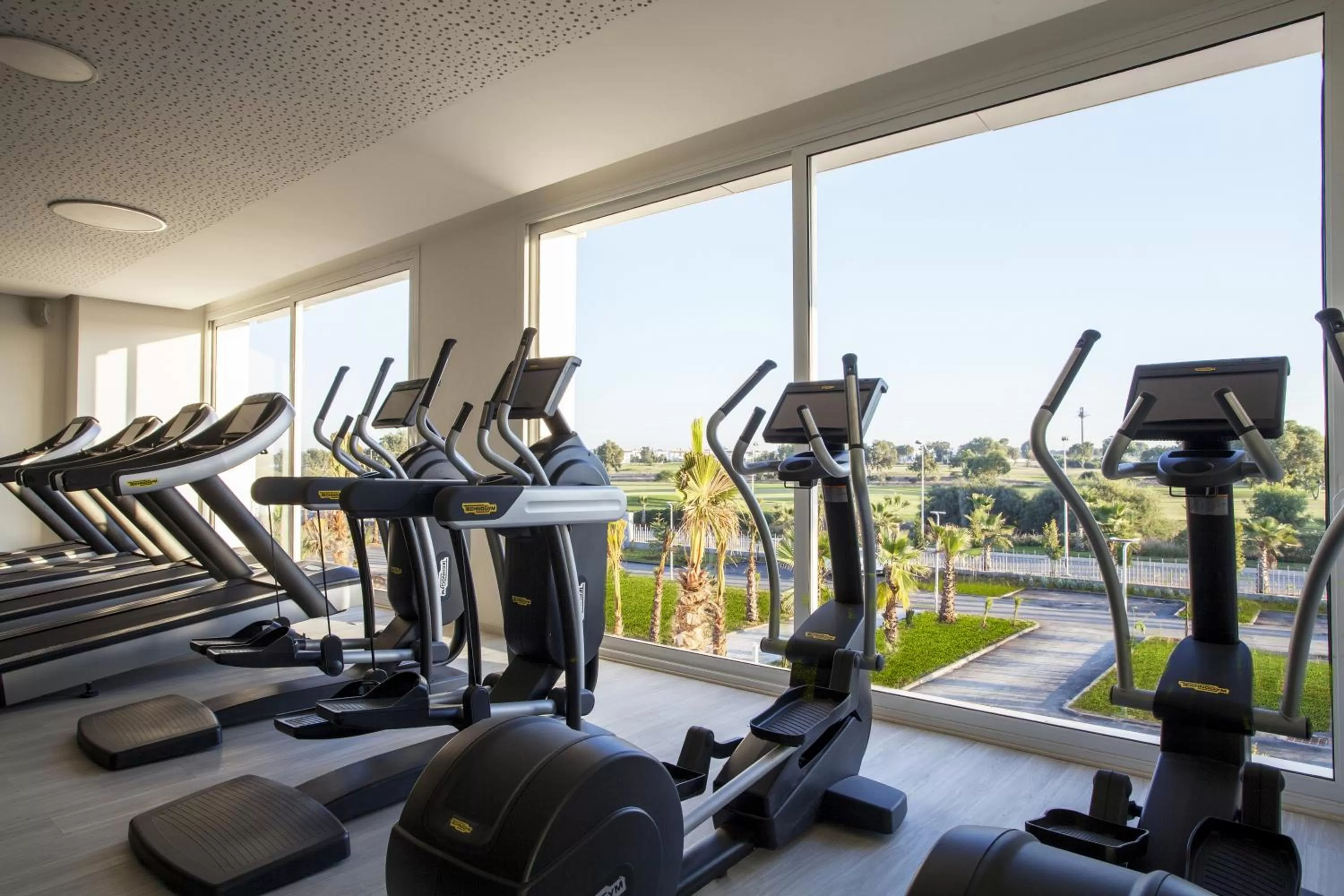 Fitness centre/facilities in The View Bouznika
