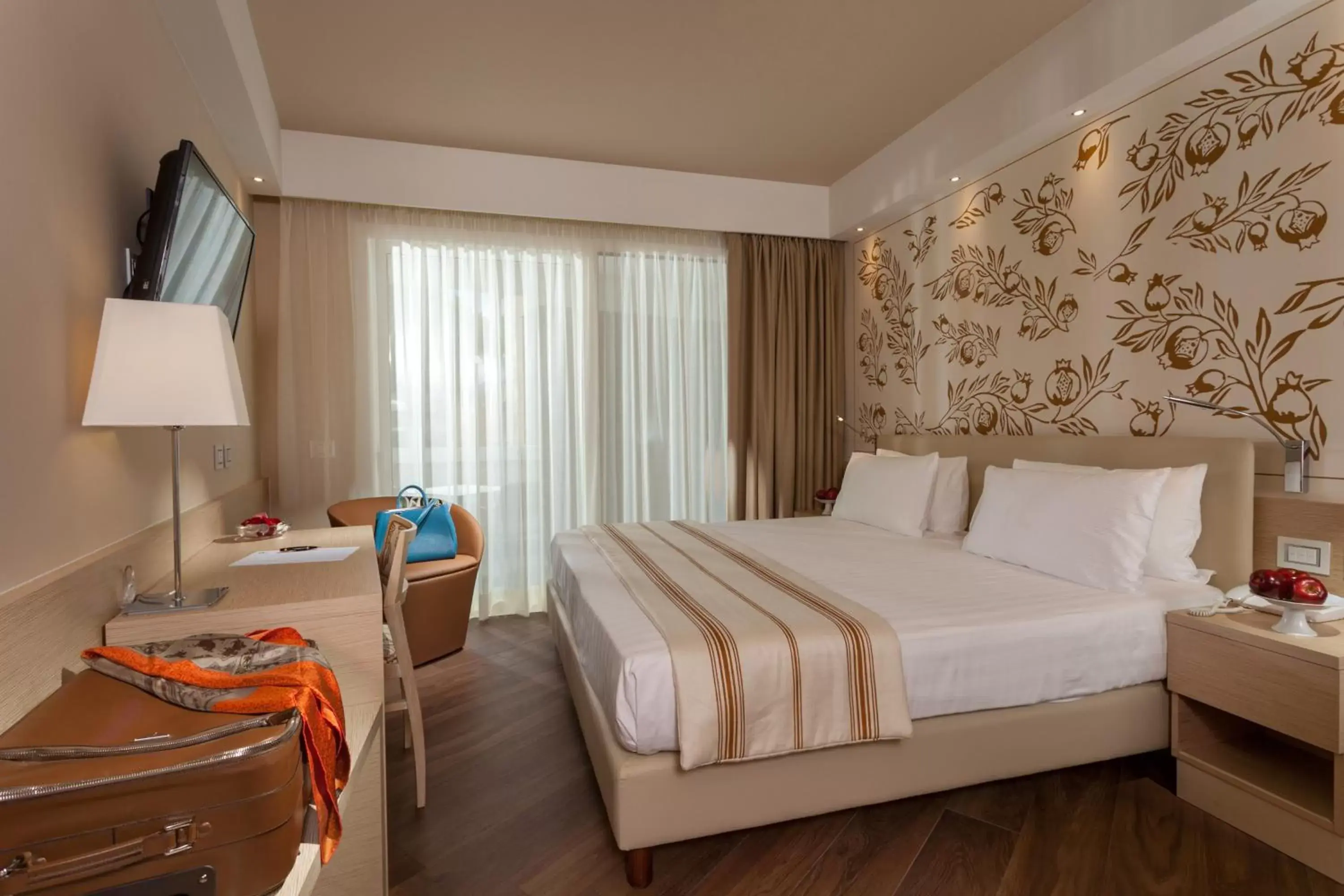 Photo of the whole room, Bed in Hotel Imperiale Rimini & SPA