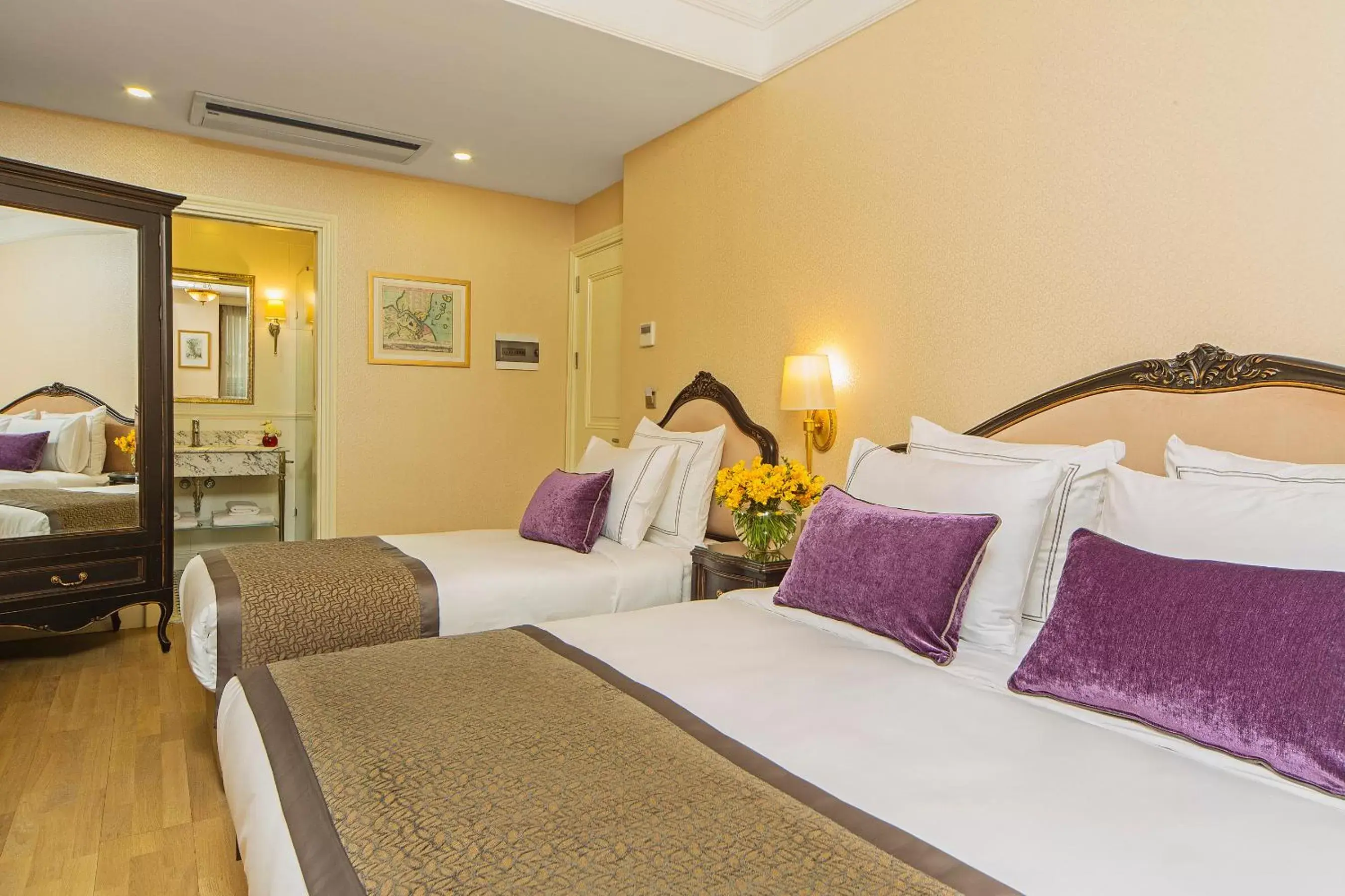 Bedroom, Bed in Meroddi Bagdatliyan Hotel