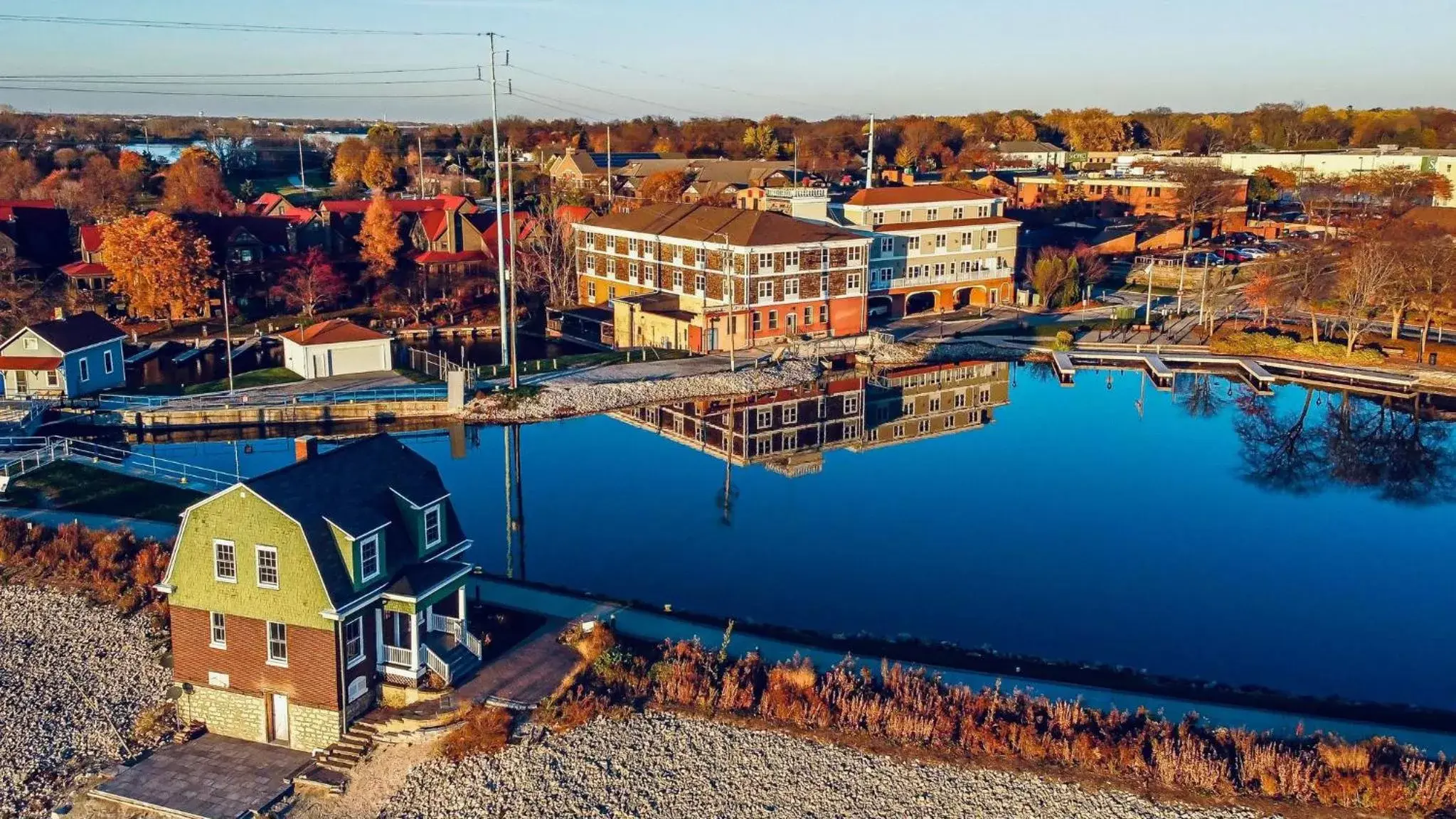 Property building, Bird's-eye View in Nuk's Executive Suites