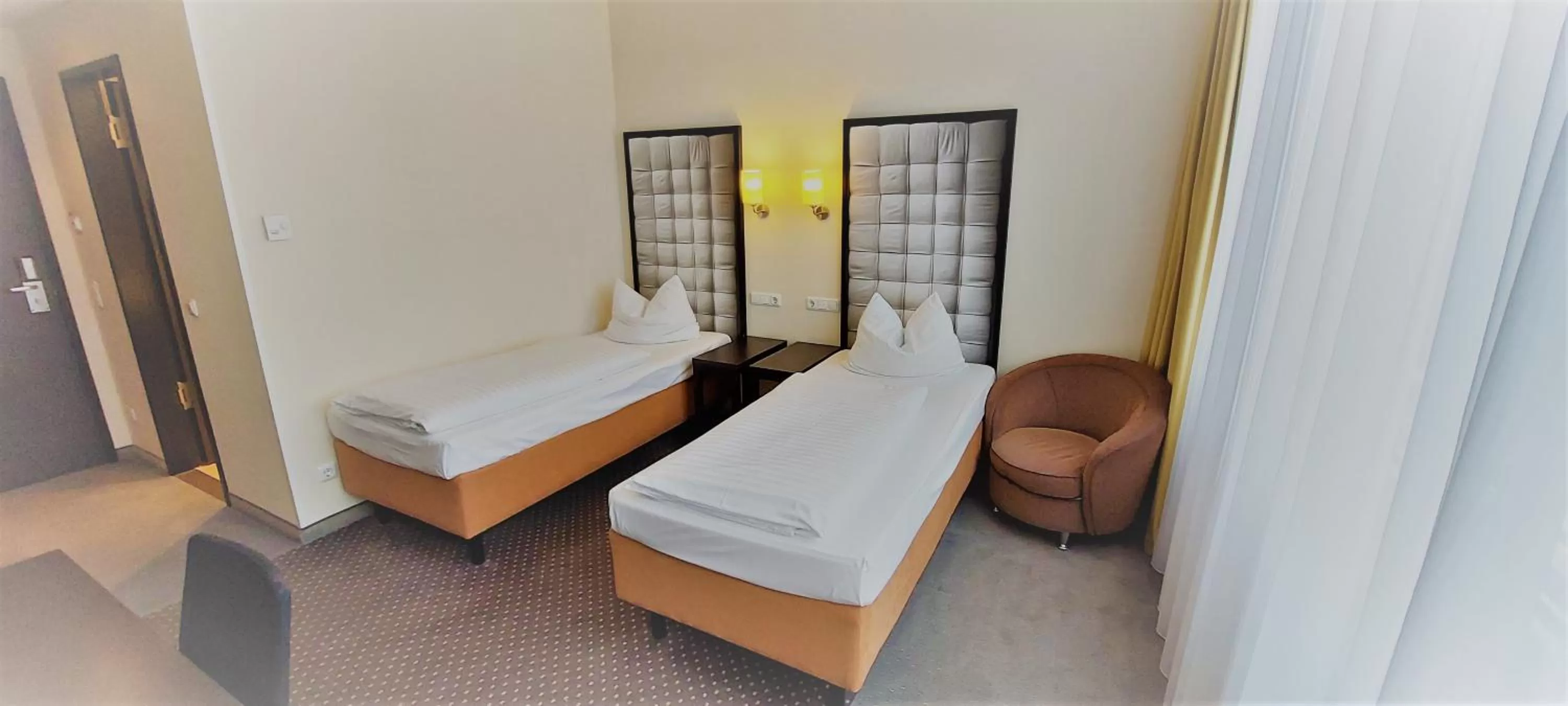 Bed in Styles Hotel München Messe