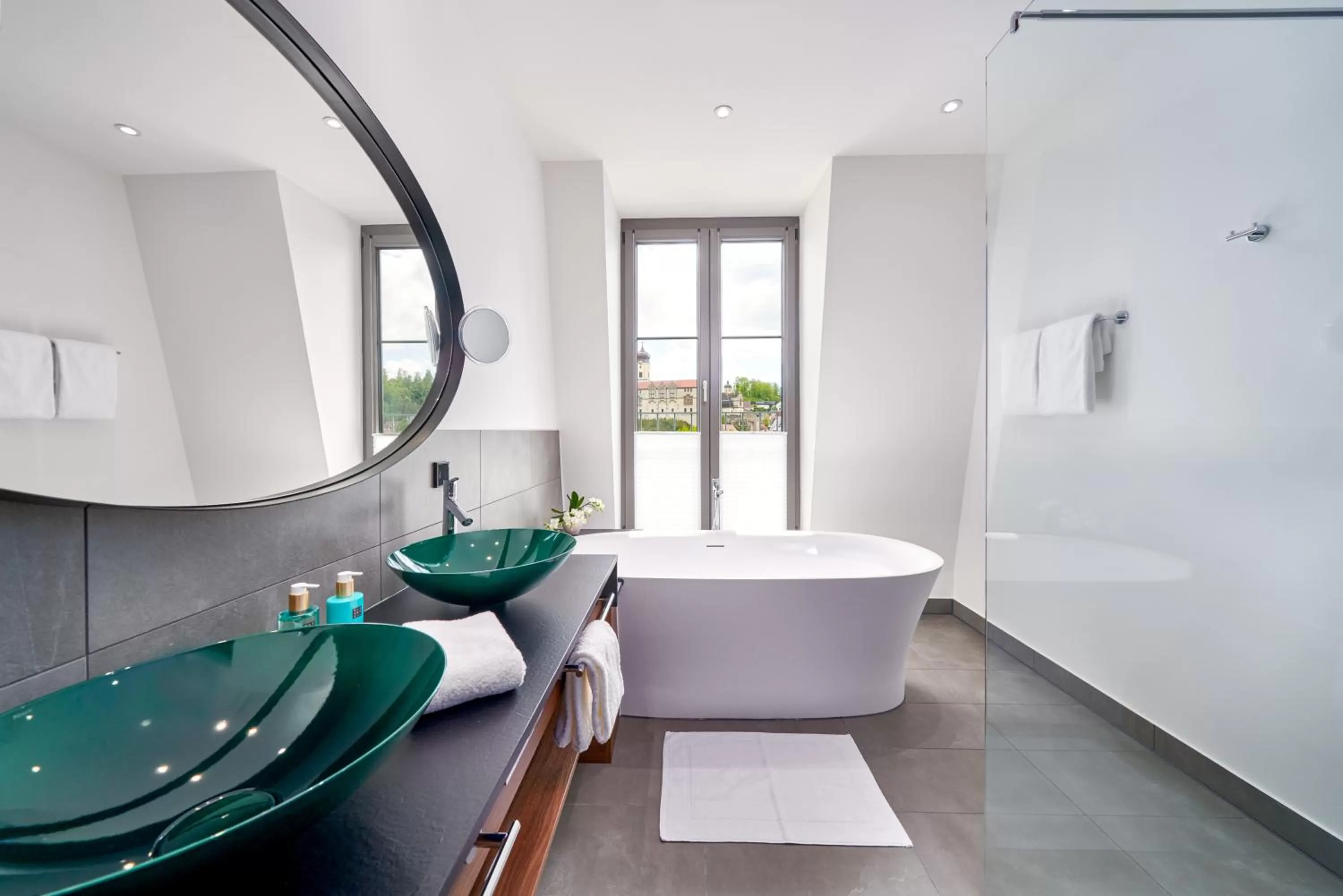 Bathroom in Karls Hotel