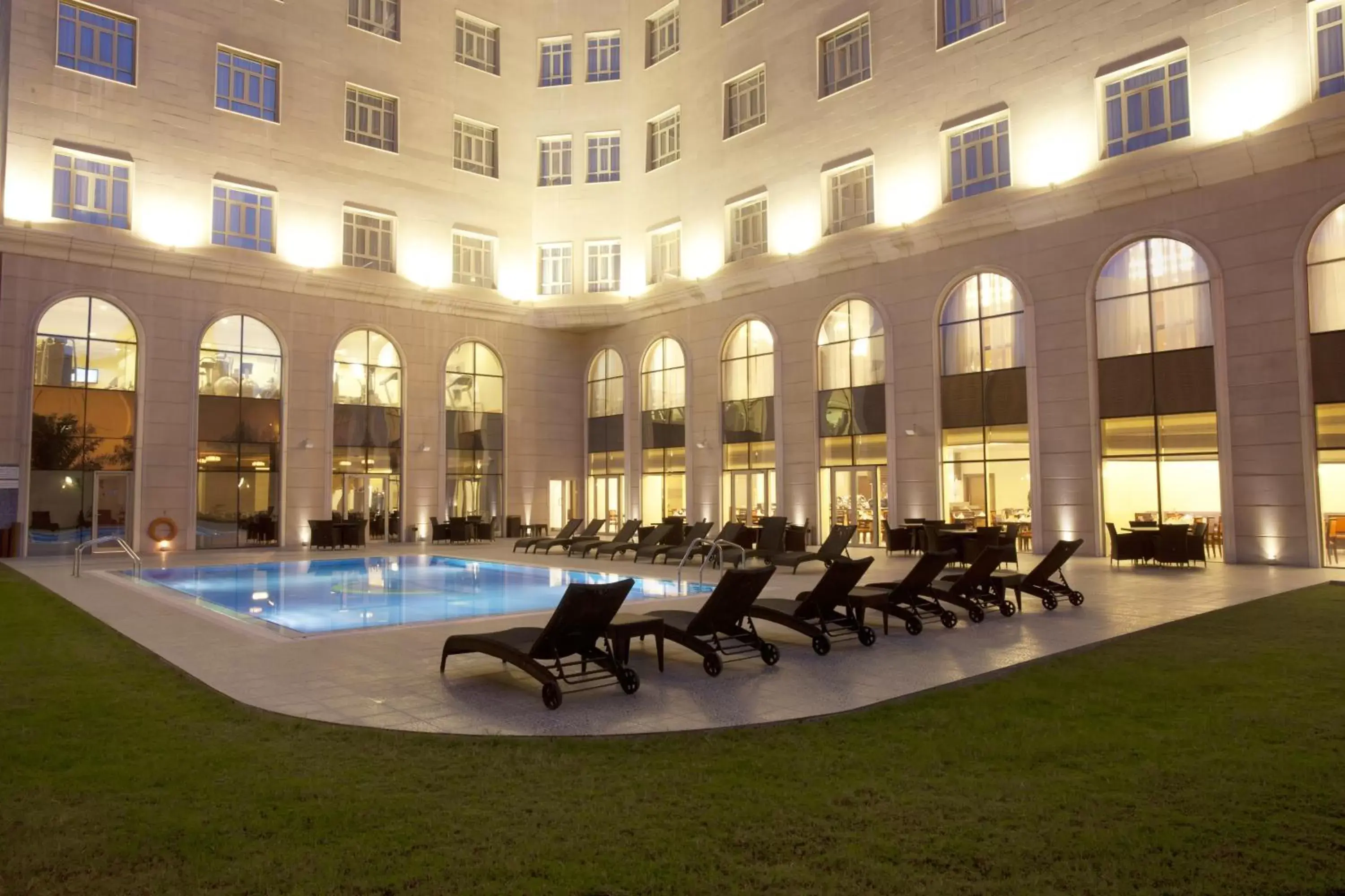 Swimming pool in Concorde Hotel Doha