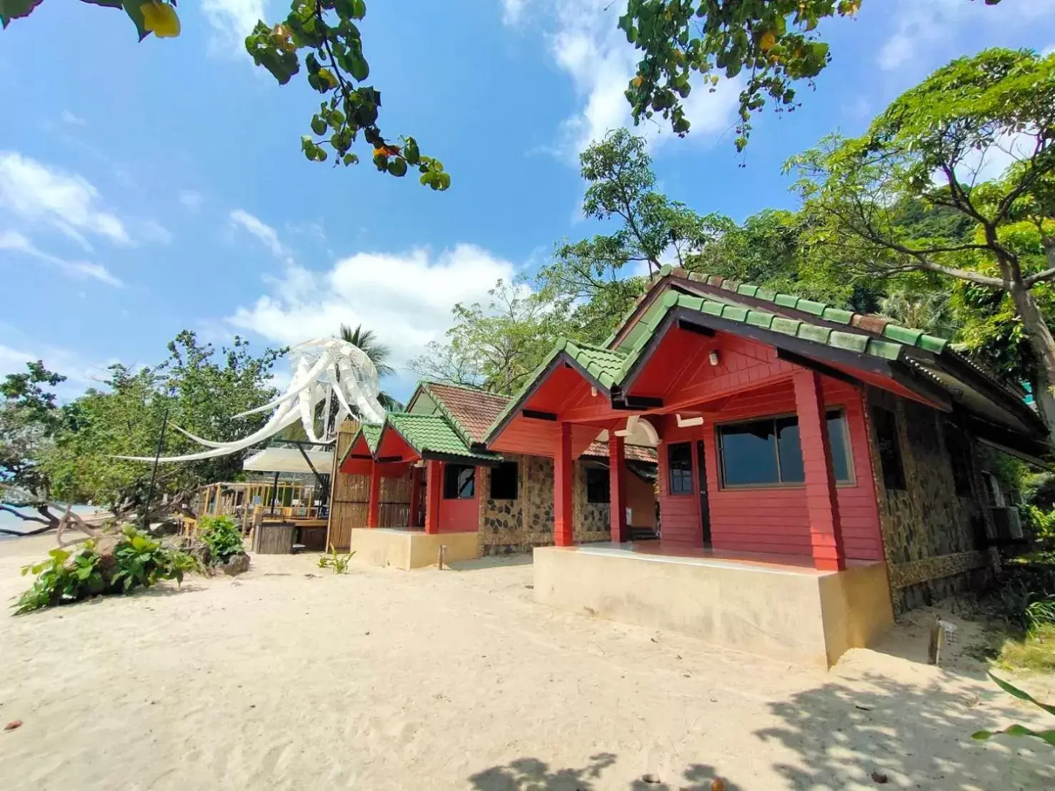 Property Building in Koh Chang Lagoon Princess