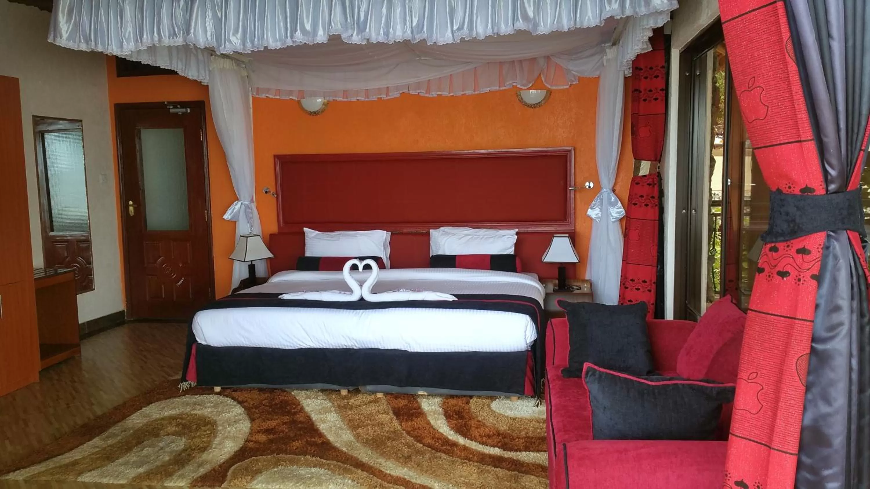 Bedroom, Bed in Milimani Beach Resort