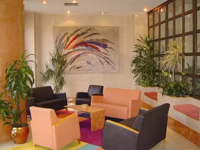 Lobby or reception, Lobby/Reception in Hotel Alif Campo Pequeno