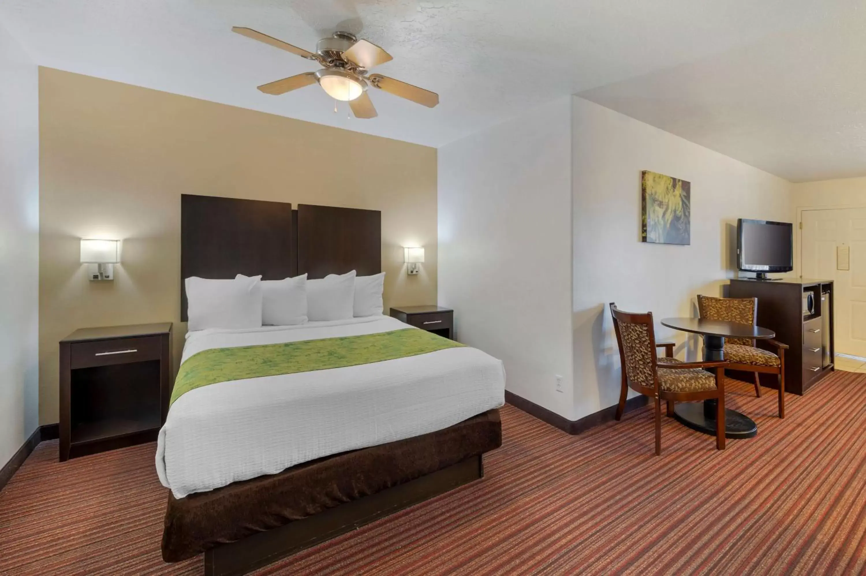 Bedroom, Bed in Best Western Mesquite Inn