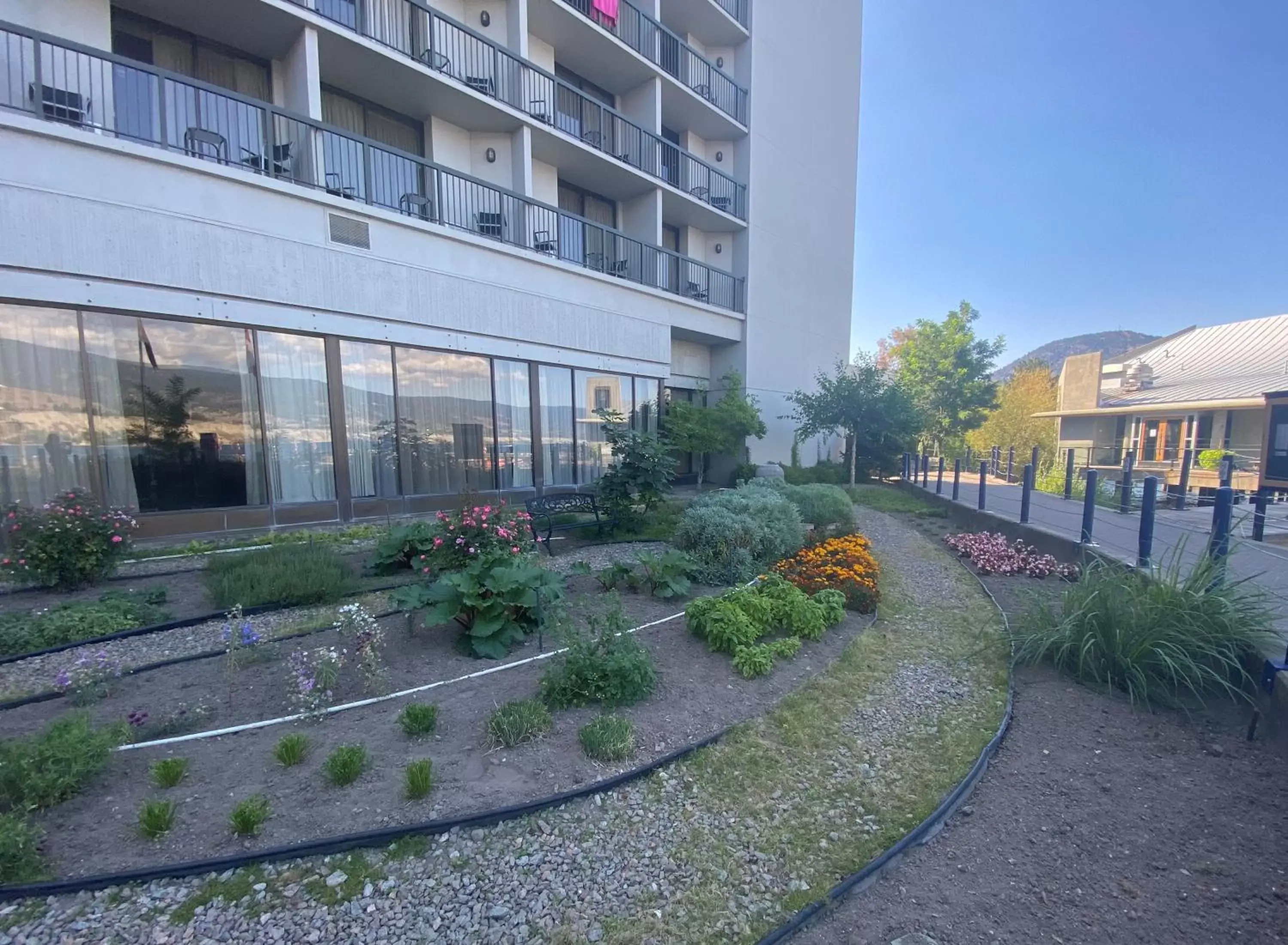 Garden, Property Building in Penticton Lakeside Resort