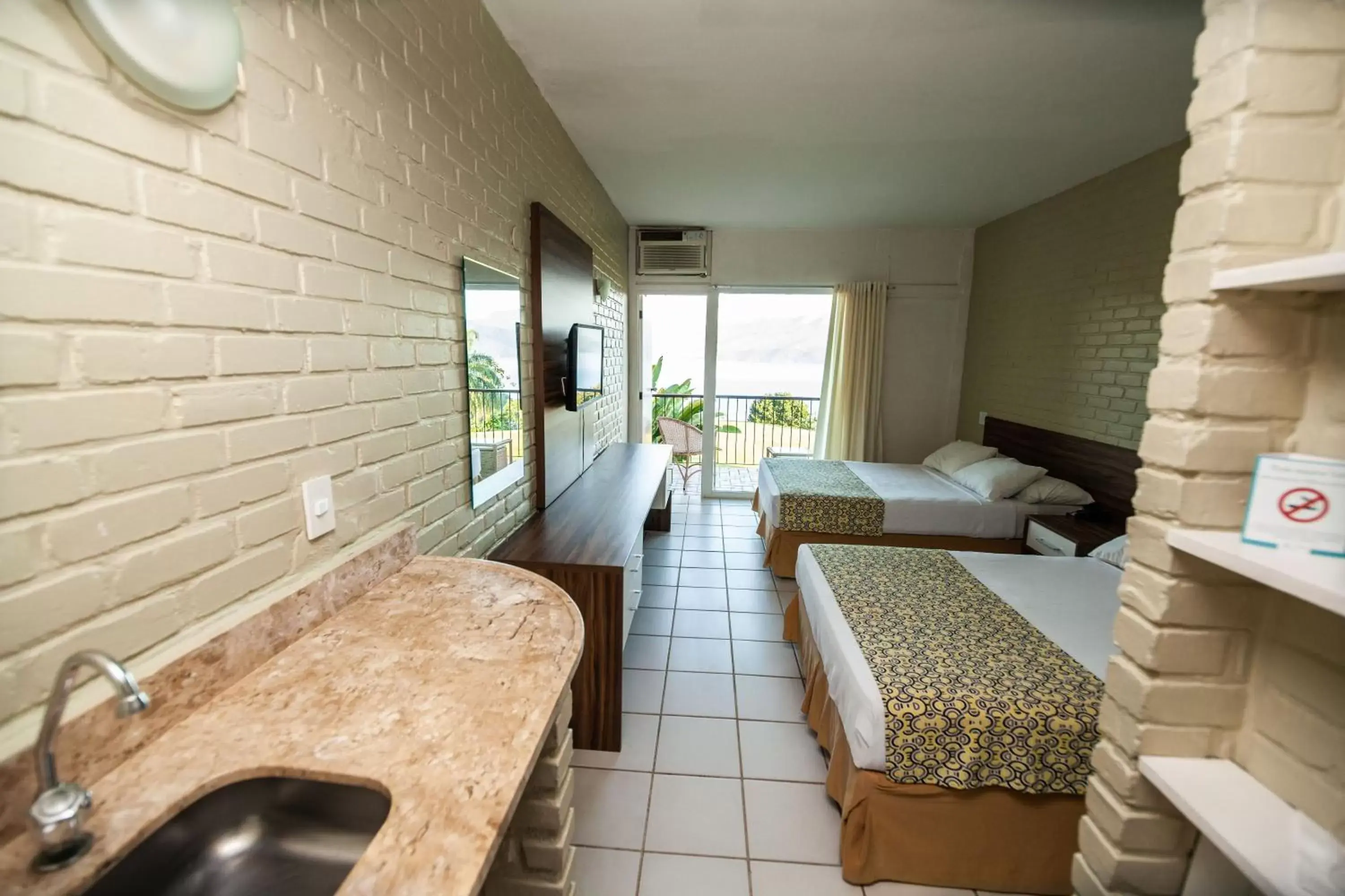 Balcony/Terrace in Portogalo Suite Hotel