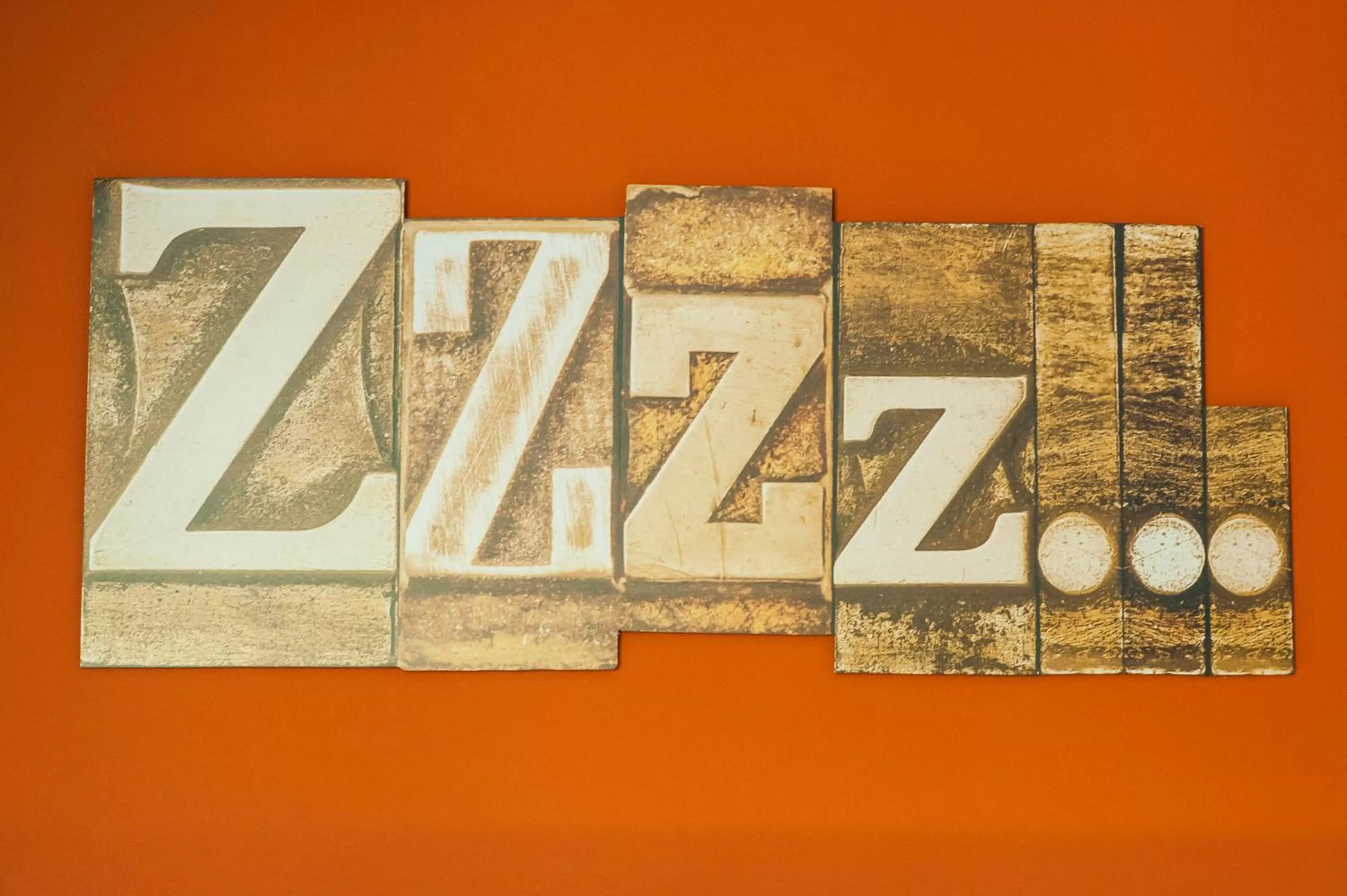 Decorative detail in Ibis Budget Château-Thierry