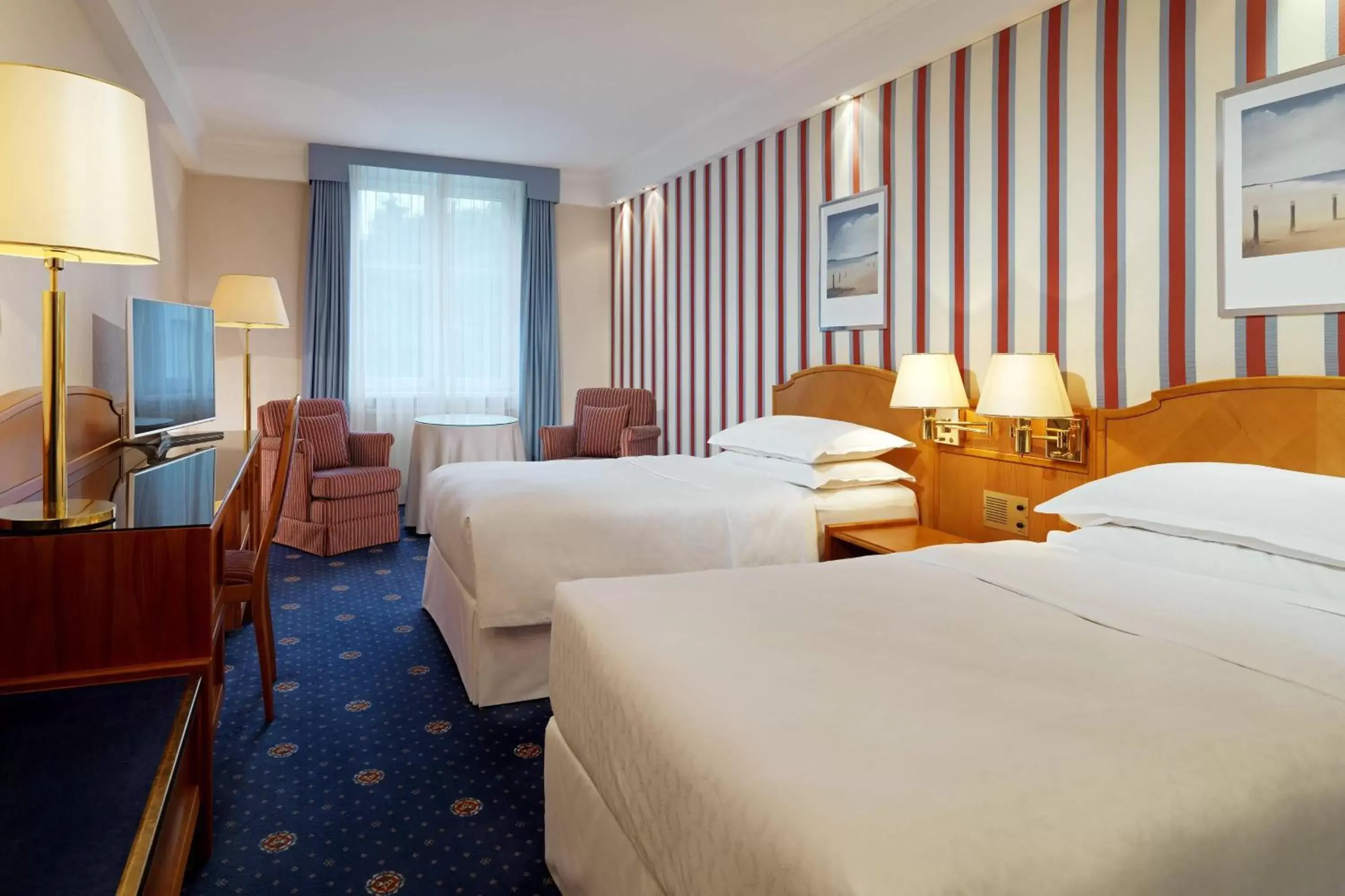 Photo of the whole room in Sheraton Grand Salzburg