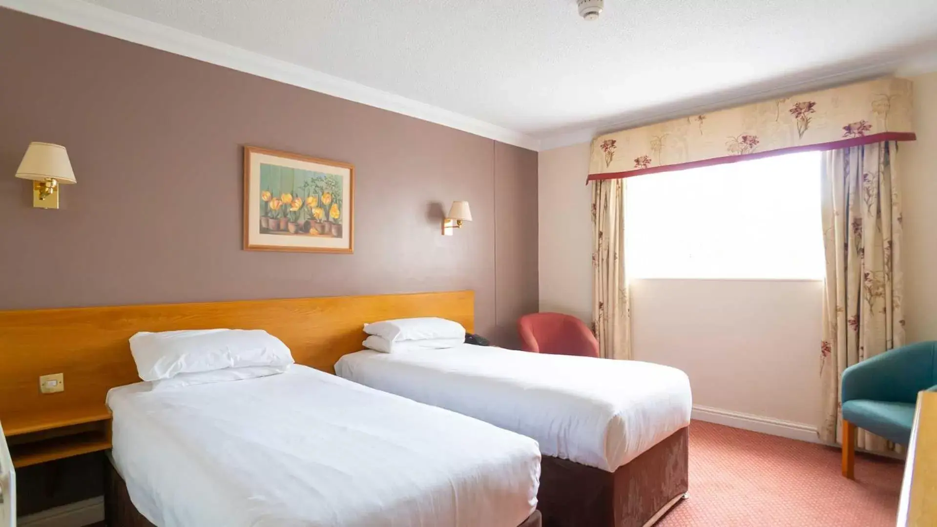 Bedroom, Bed in Hotel Wrexham Bedroom, Bed in Hotel Wrexham