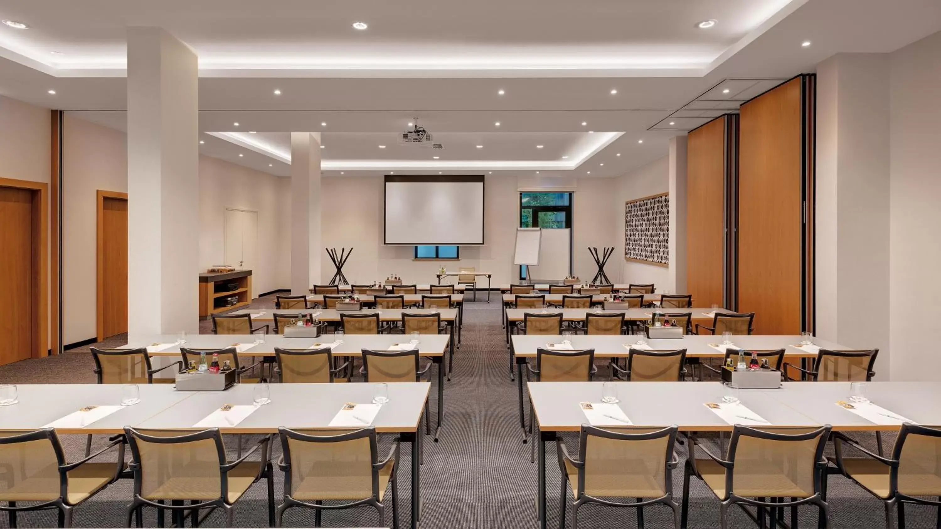 Meeting/conference room in Holiday Inn Frankfurt - Alte Oper, an IHG Hotel