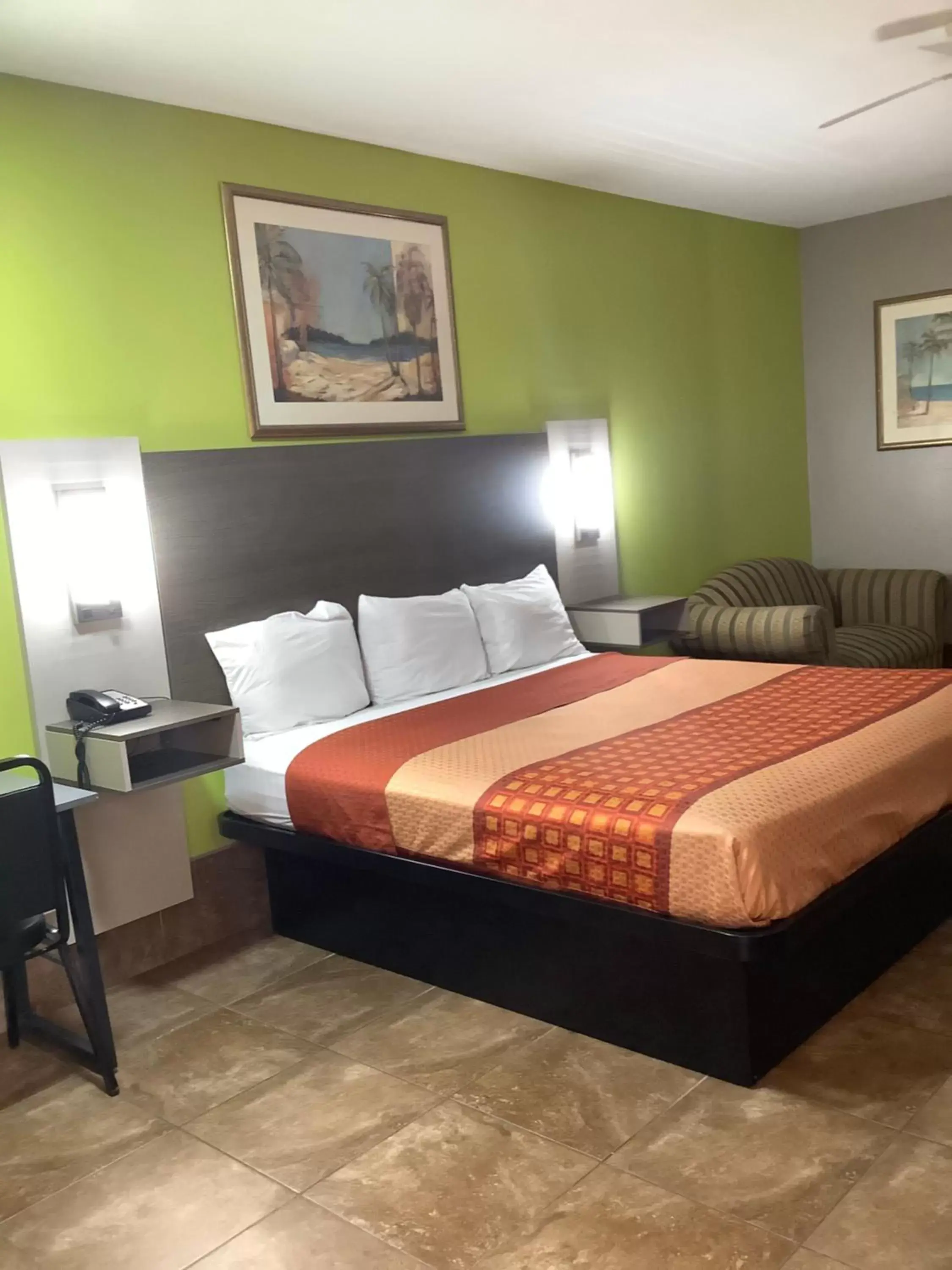 Bed in Texas Inn - Welasco/Mercedes