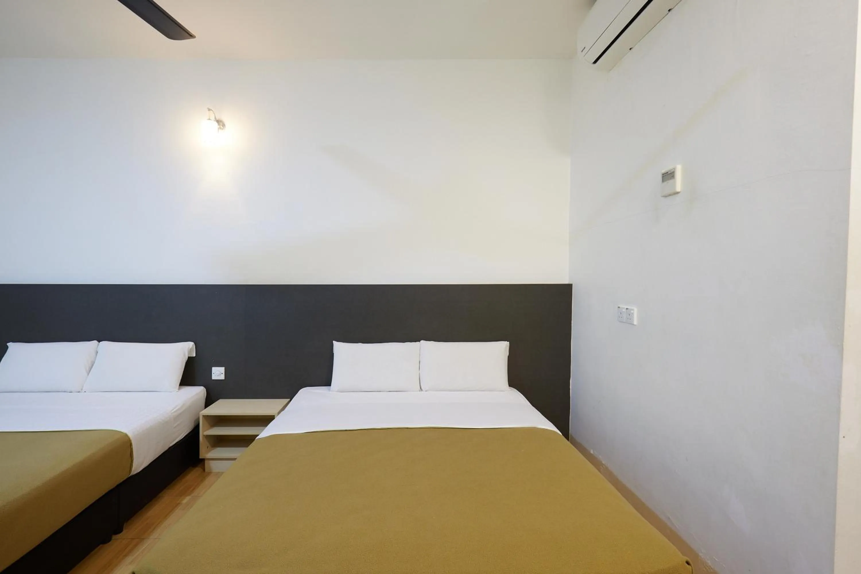 Bed in Uncle Guesthouse Kuala Terengganu