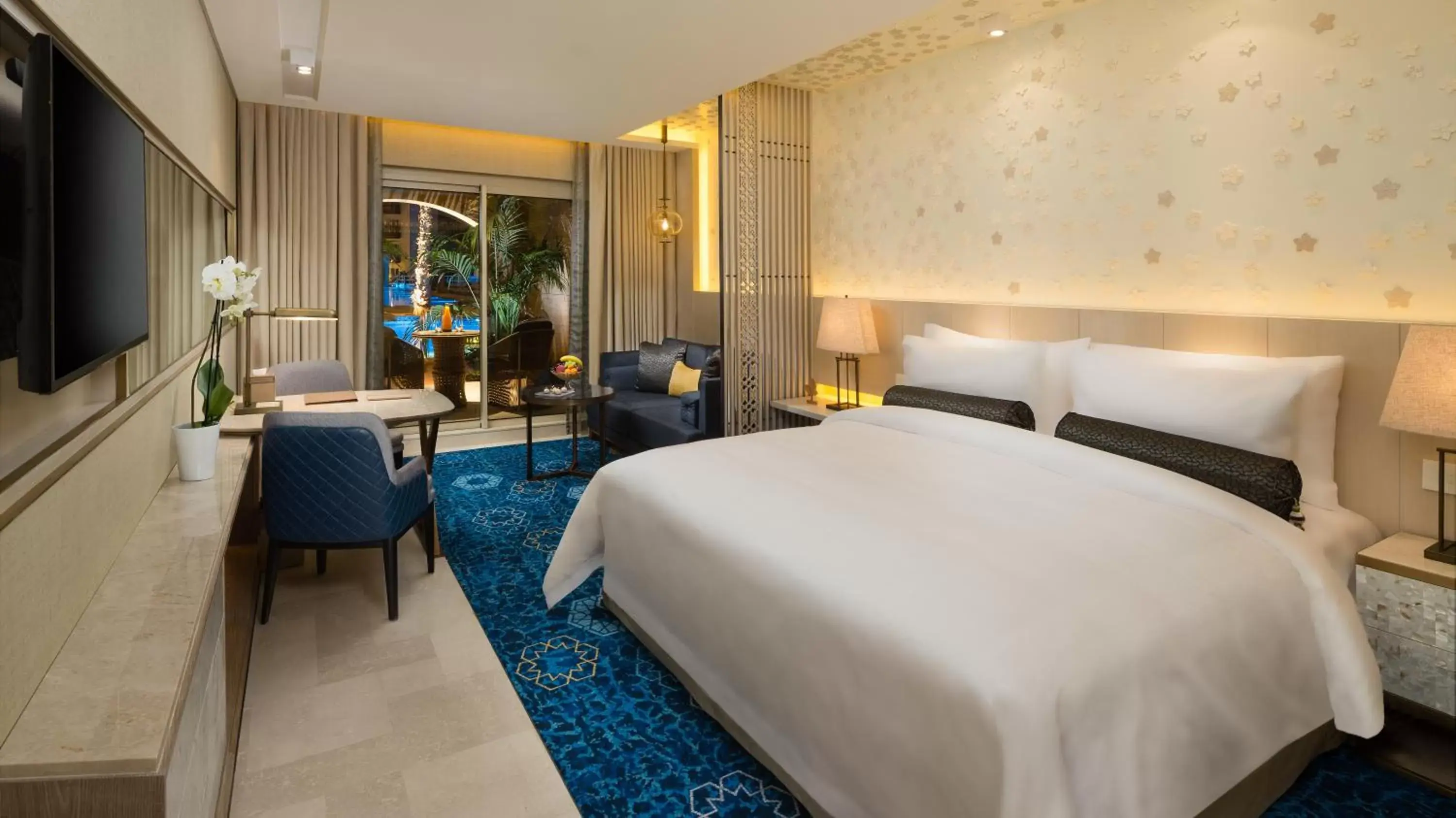 Shower, Room Photo in Kempinski Summerland Hotel & Resort Beirut