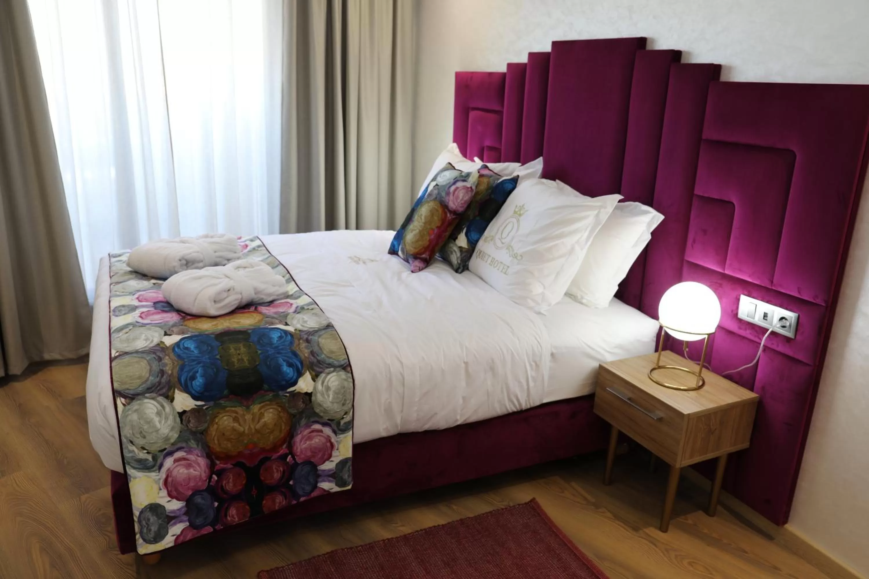 Bedroom, Bed in Quiet Hotel