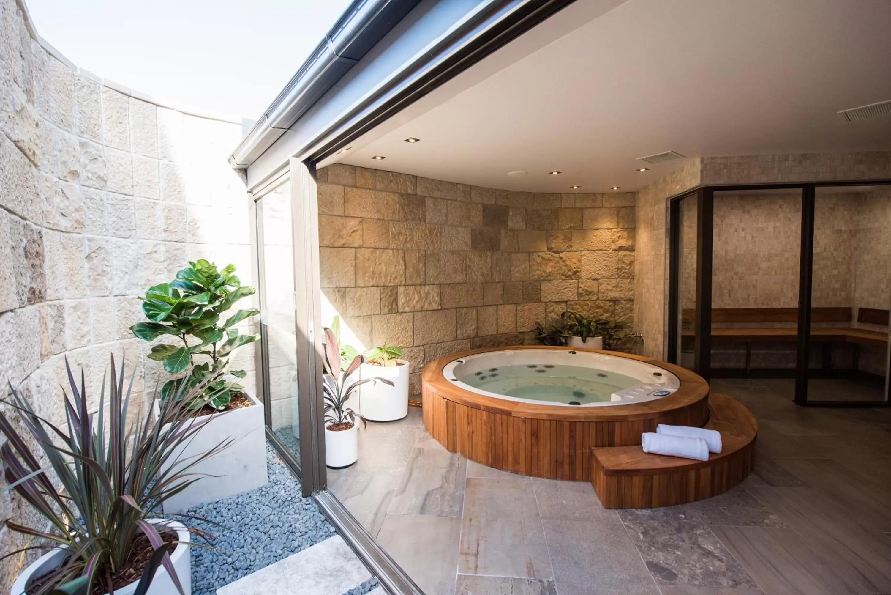 Spa and wellness centre/facilities in Anchorage Port Stephens