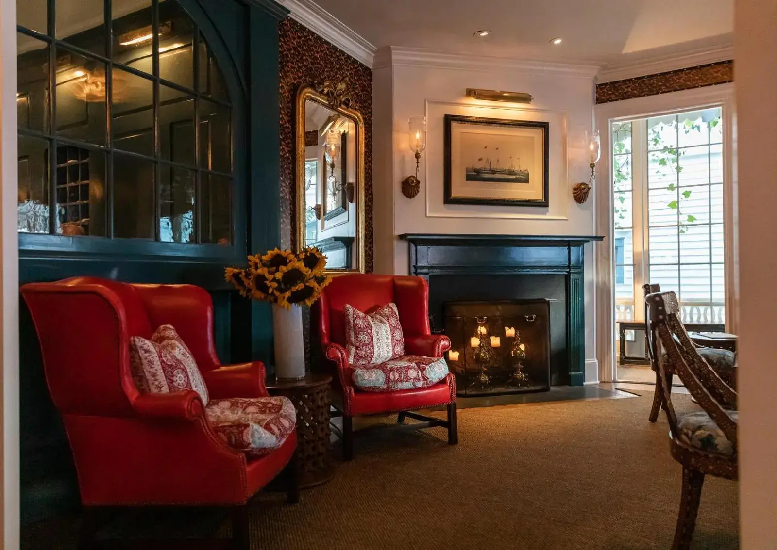 Seating Area in Virginia Hotel