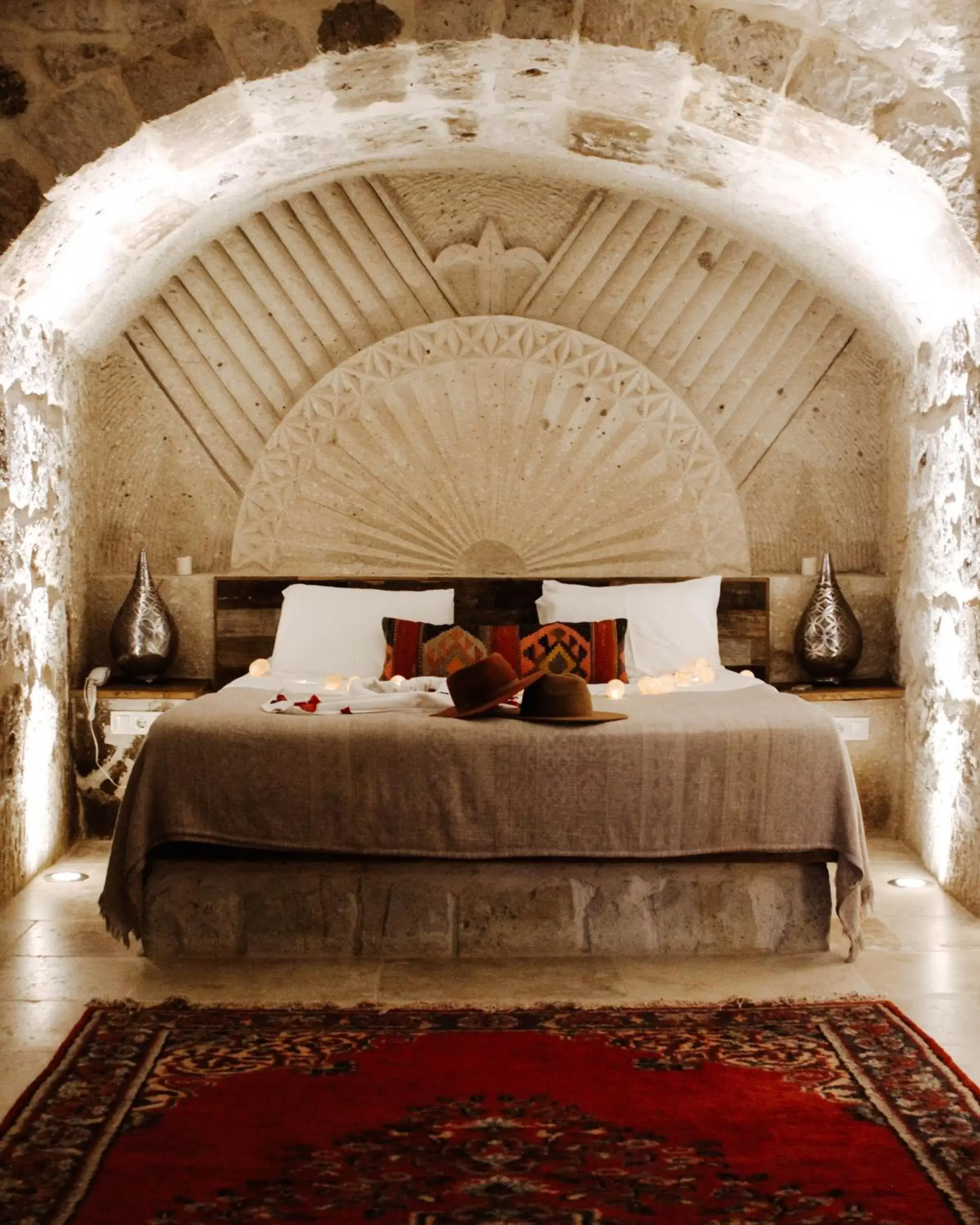 Bed in Doda Artisanal Cave Hotel Adults only