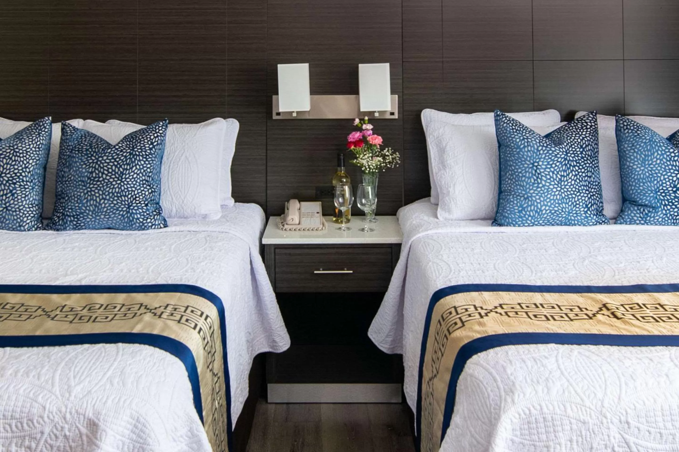 Bedroom, Bed in Rodeway Inn Middletown - Newport